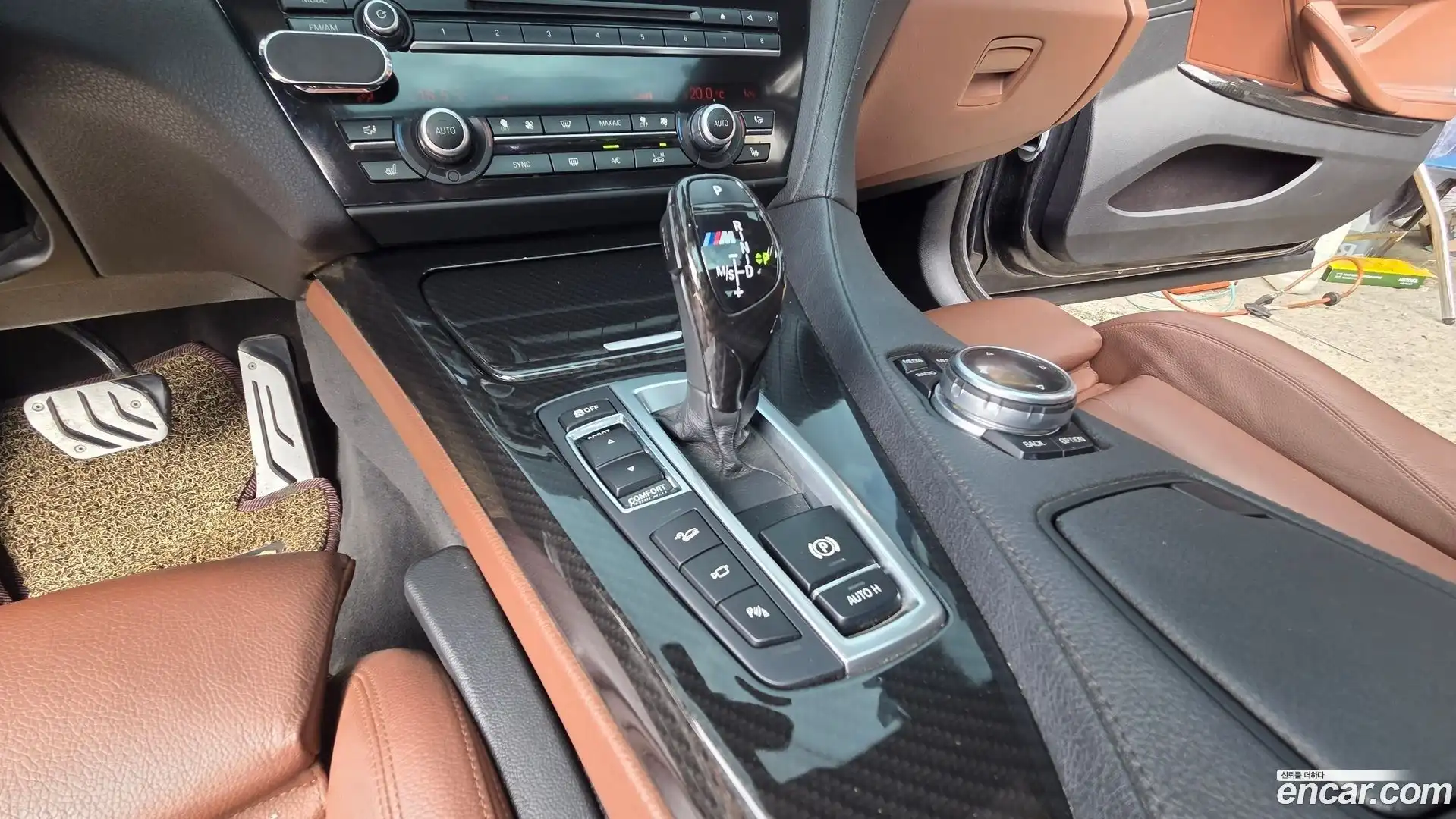 6-Series BMW 2014.7-INNER-009