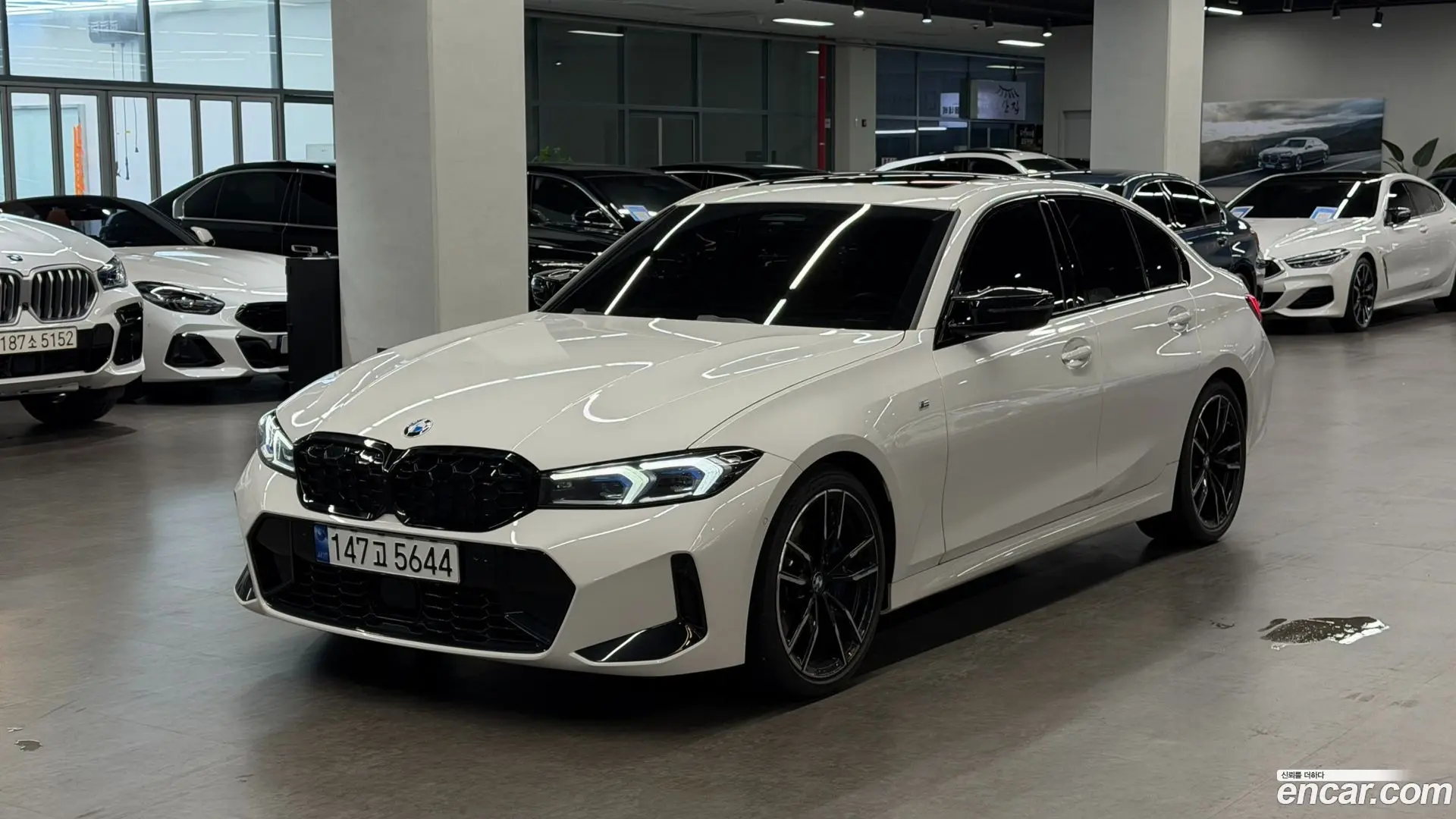 Main__Slider__Photo:3-Series BMW 2023.10-0