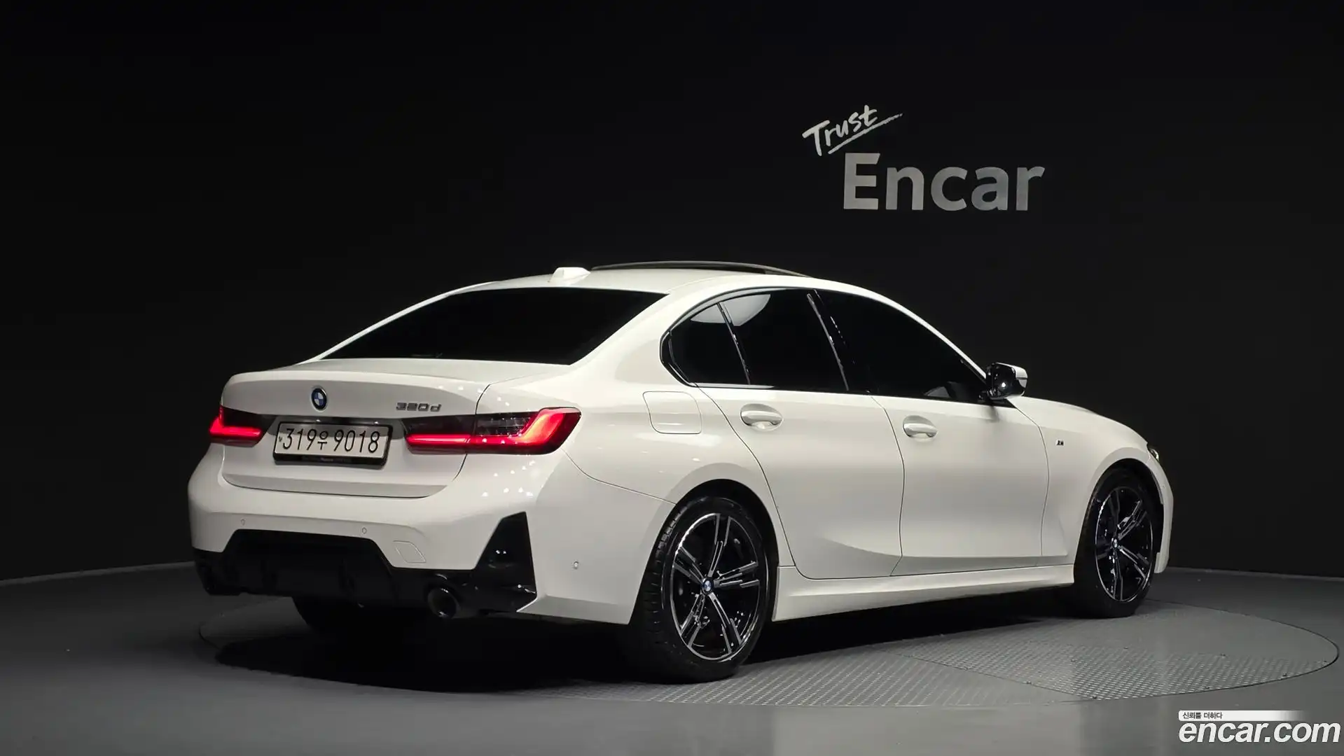 3-Series BMW 2024.0-OUTER-002