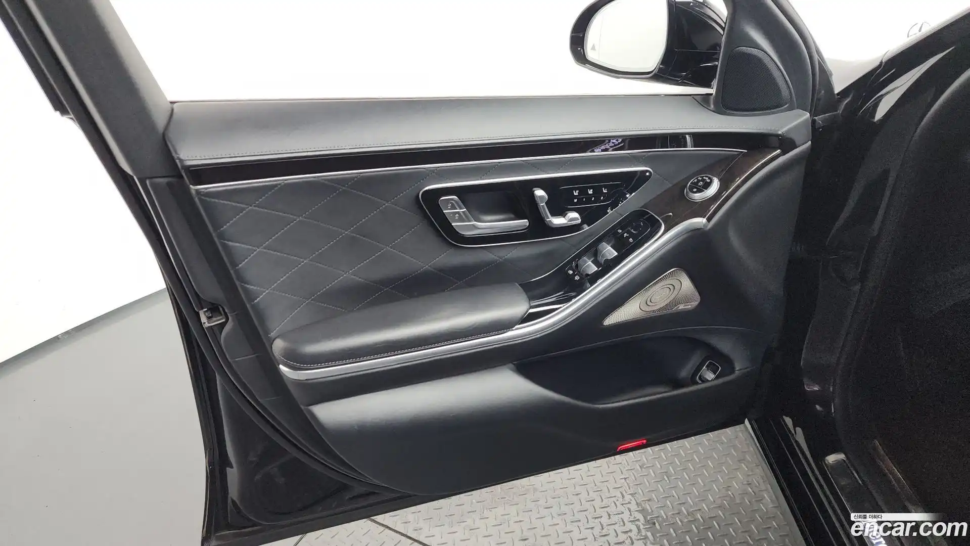 S-Class Mercedes-Benz 2021.11-INNER-034