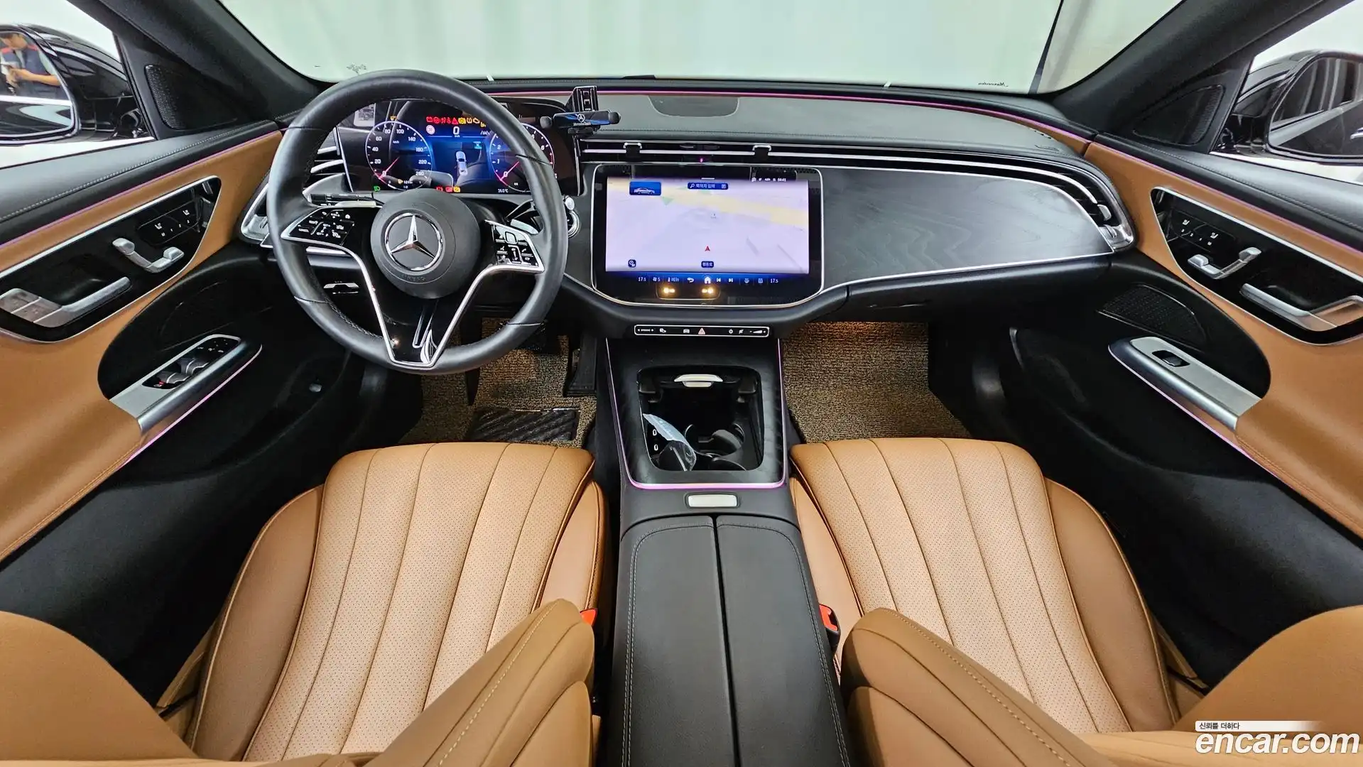 E-Class Mercedes-Benz 2025.2-INNER-007