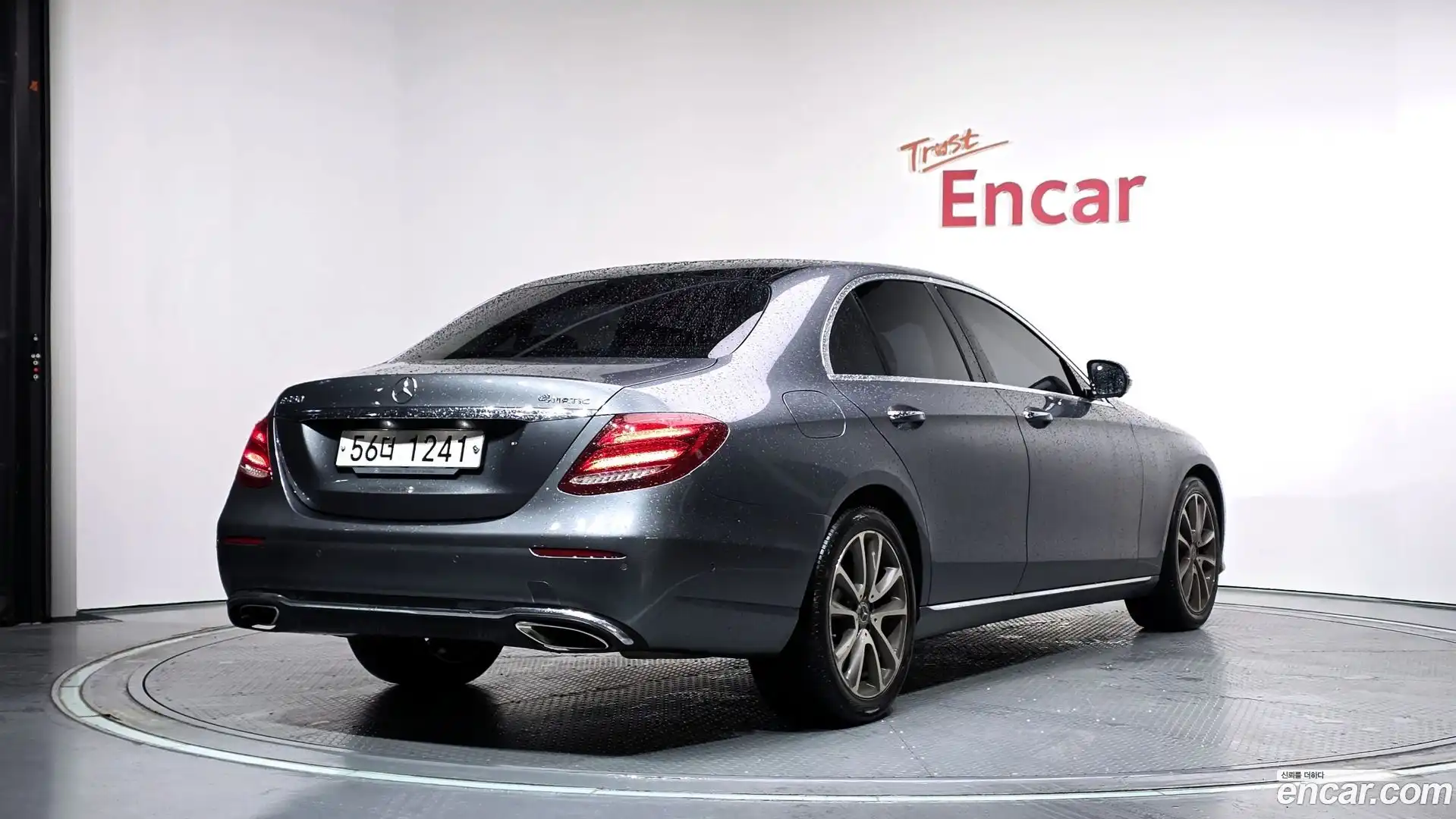 E-Class Mercedes-Benz 2018.10-OUTER-002