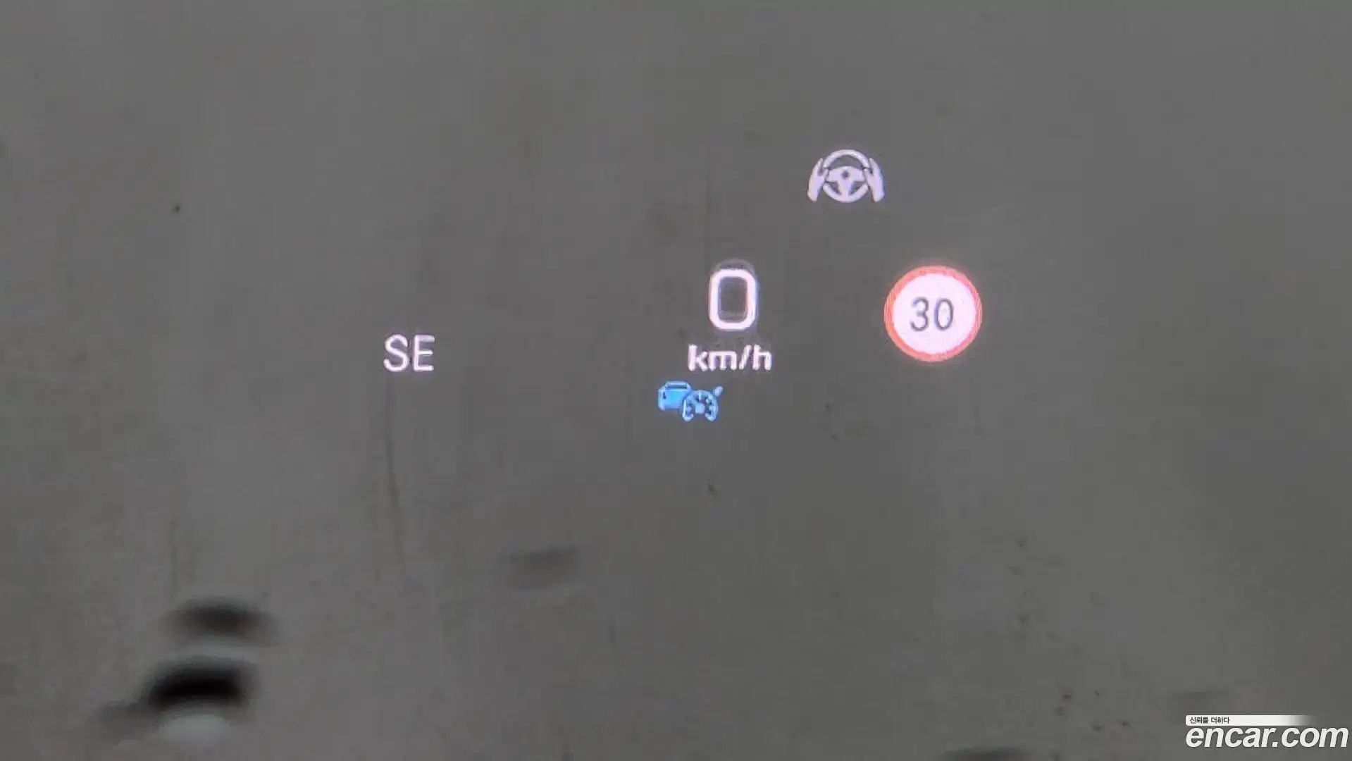 E-Class Mercedes-Benz 2018.10-OPTION-021