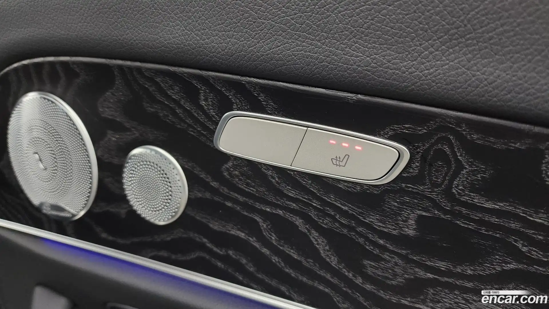 E-Class Mercedes-Benz 2018.10-OPTION-023