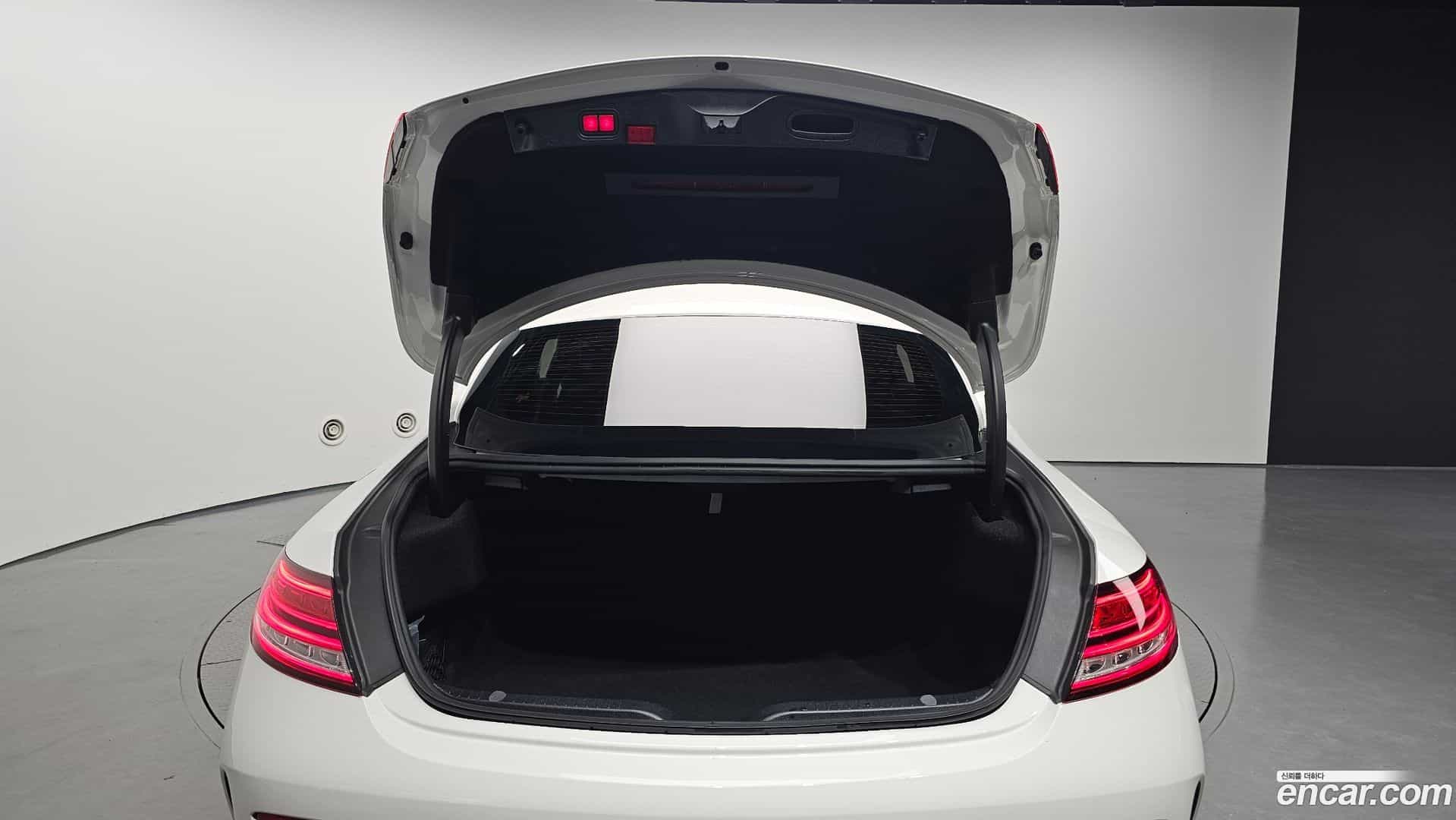 C-Class Mercedes-Benz 2021.5-OPTION-024