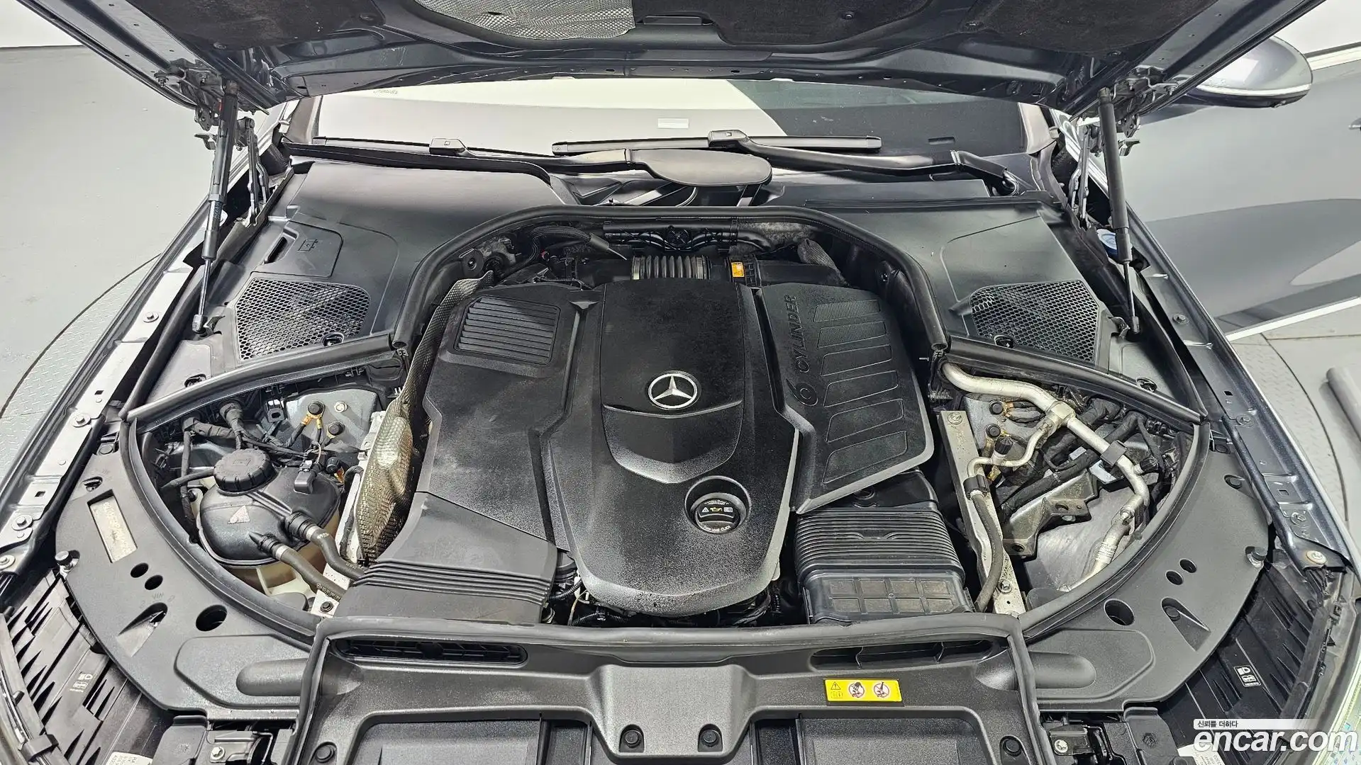 S-Class Mercedes-Benz 2022.6-OUTER-006