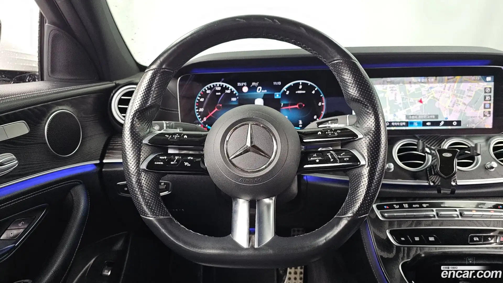 E-Class Mercedes-Benz 2020.11-OPTION-017