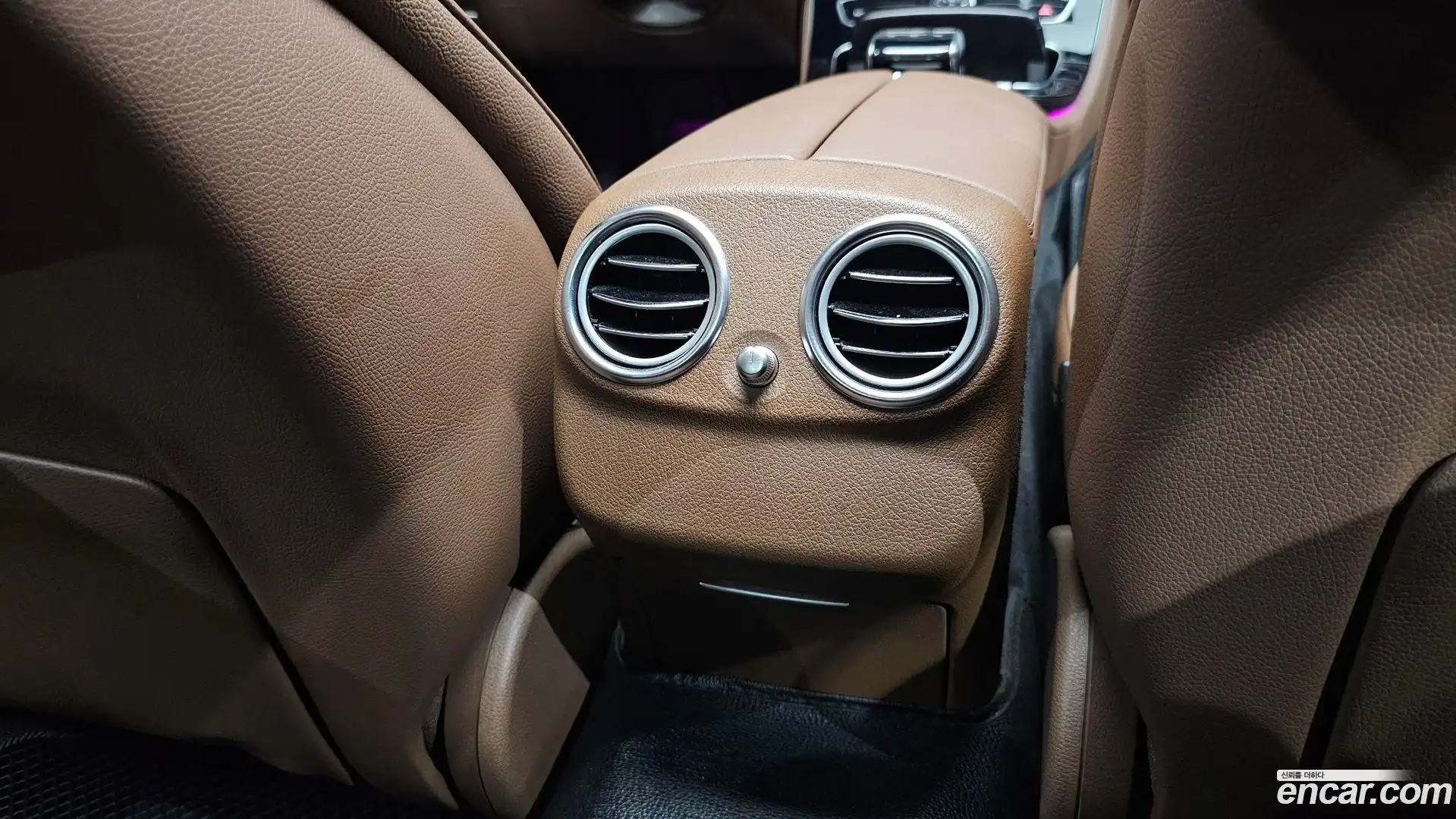 E-Class Mercedes-Benz 2017.7-OPTION-044