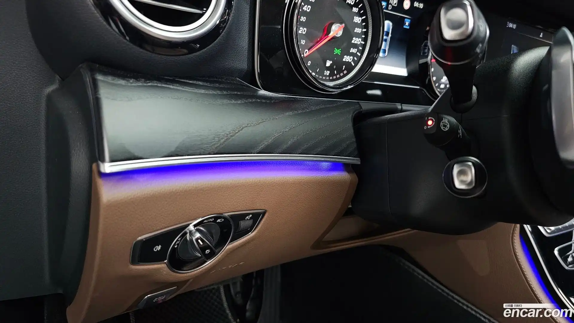 E-Class Mercedes-Benz 2017.7-OPTION-045