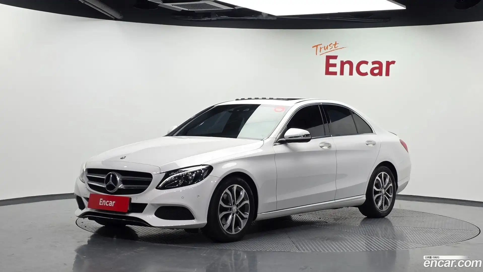 C-Class Mercedes-Benz 2016.10-OUTER-001
