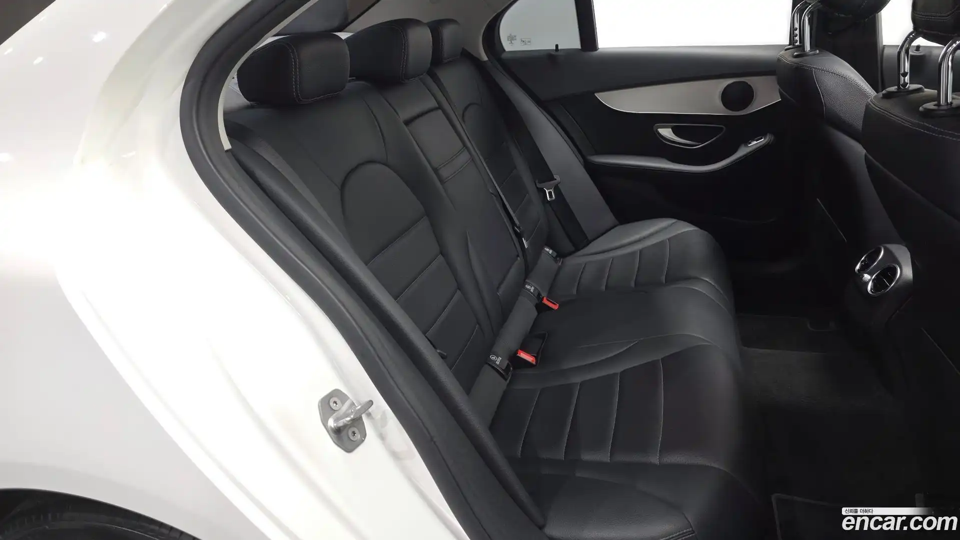 C-Class Mercedes-Benz 2016.10-OPTION-015