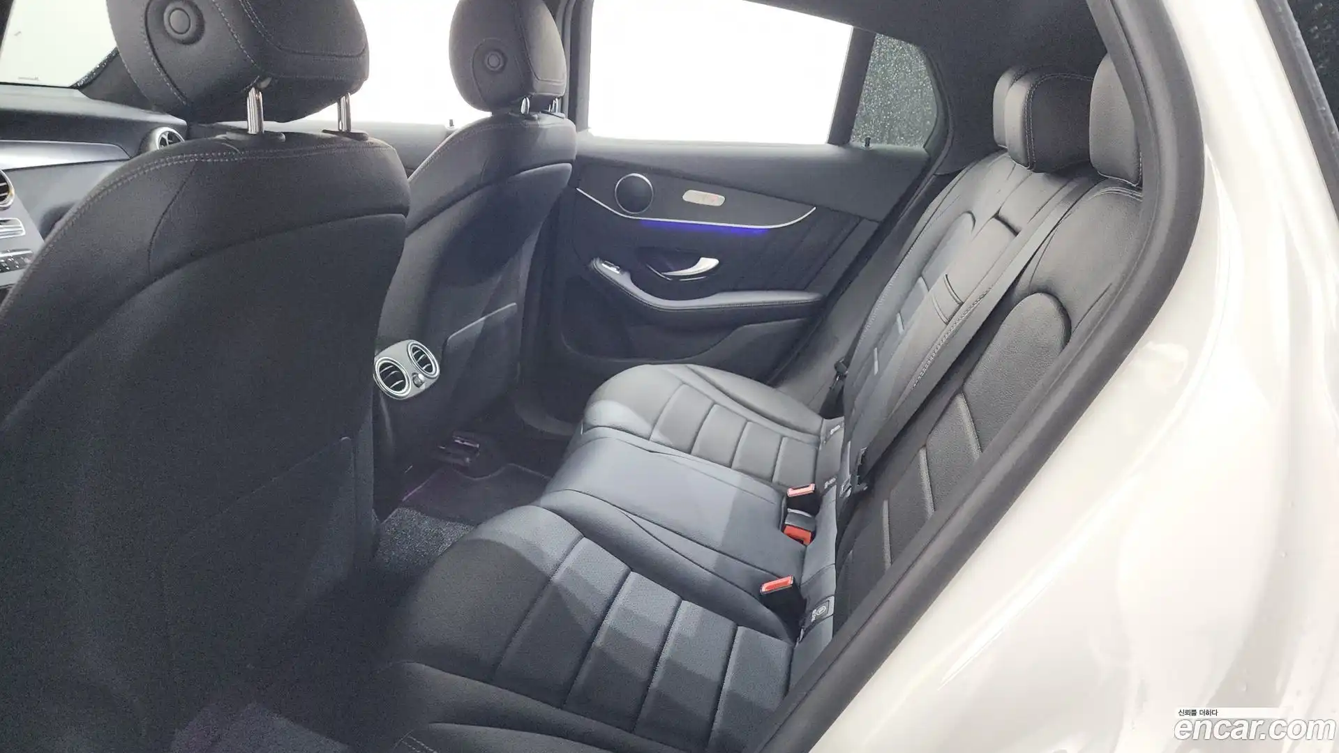 GLC-Class Mercedes-Benz 2021.8-OPTION-015