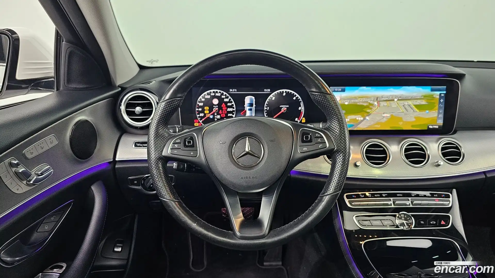 E-Class Mercedes-Benz 2017.7-OPTION-016