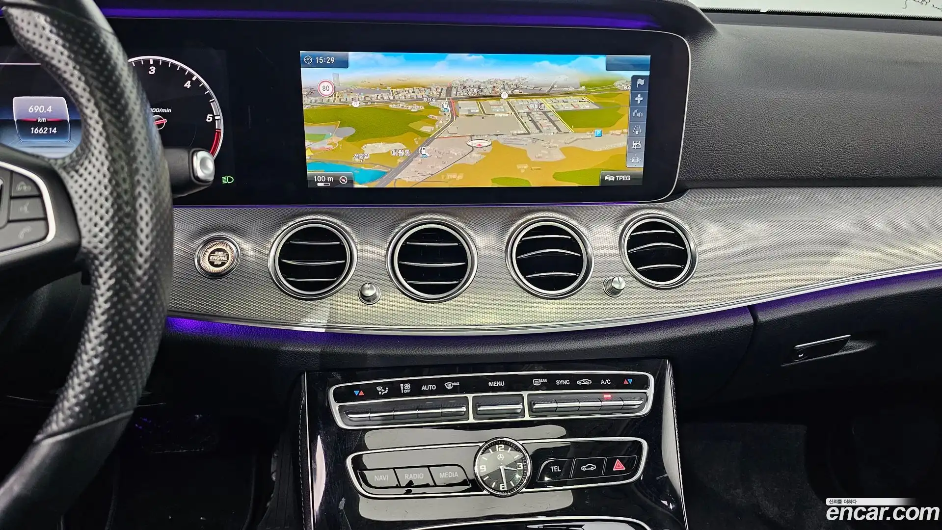 E-Class Mercedes-Benz 2017.7-OPTION-017