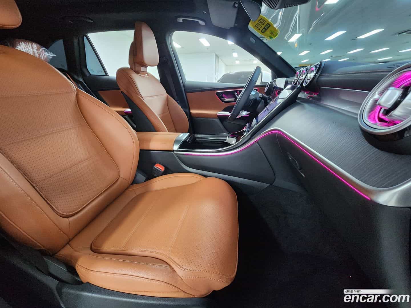 GLC-Class Mercedes-Benz 2025.0-OPTION-019
