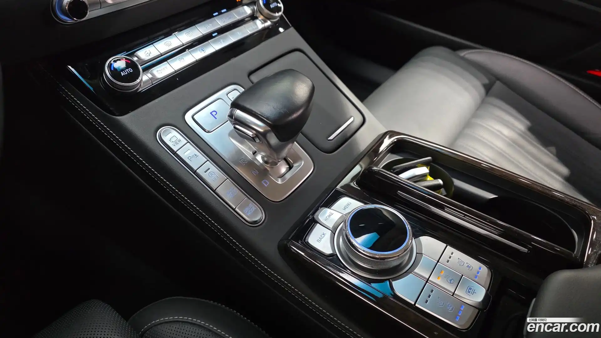 G90 Genesis 2019.2-INNER-009