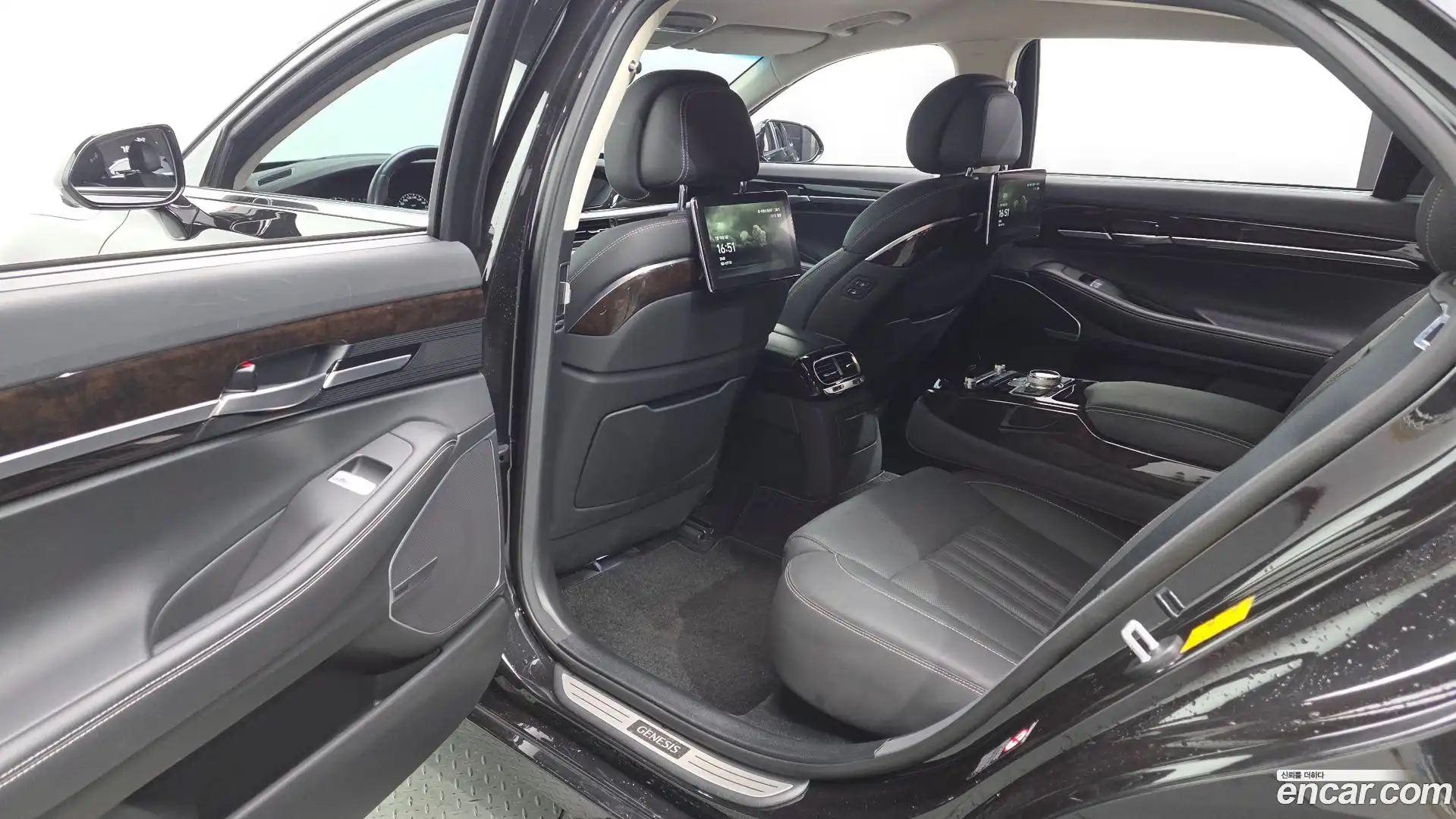 G90 Genesis 2019.2-OPTION-015