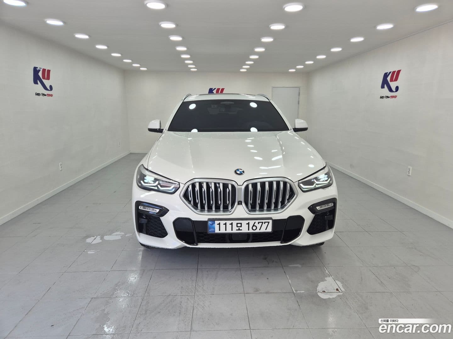Main__Slider__Photo:X6 BMW 2020.6-0
