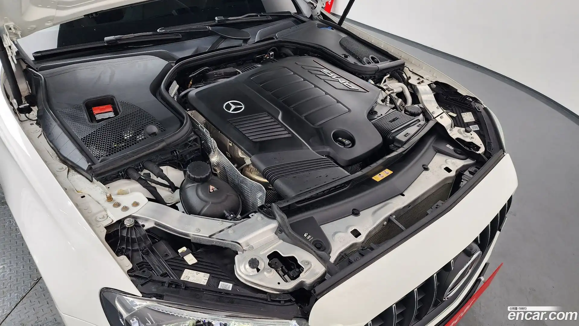 E-Class Mercedes-Benz 2021.11-OUTER-006