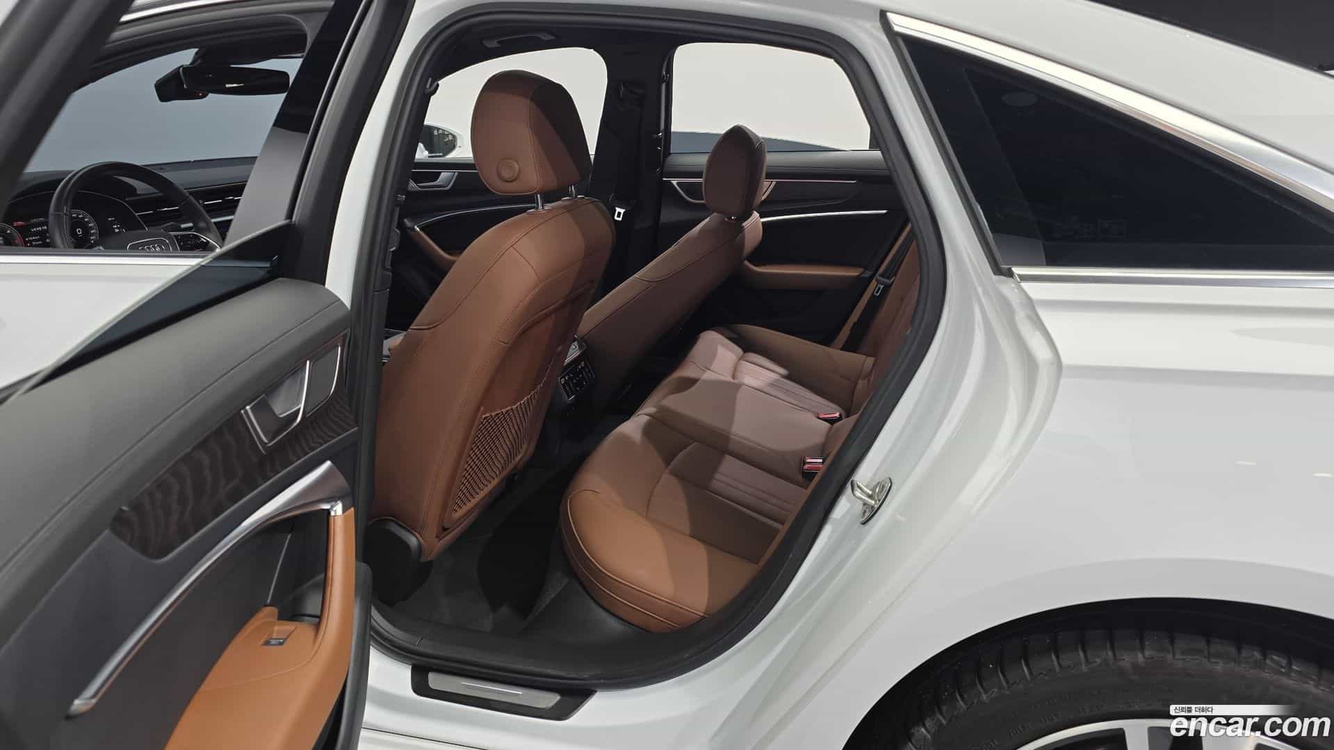 A6 Audi 2022.4-OPTION-015