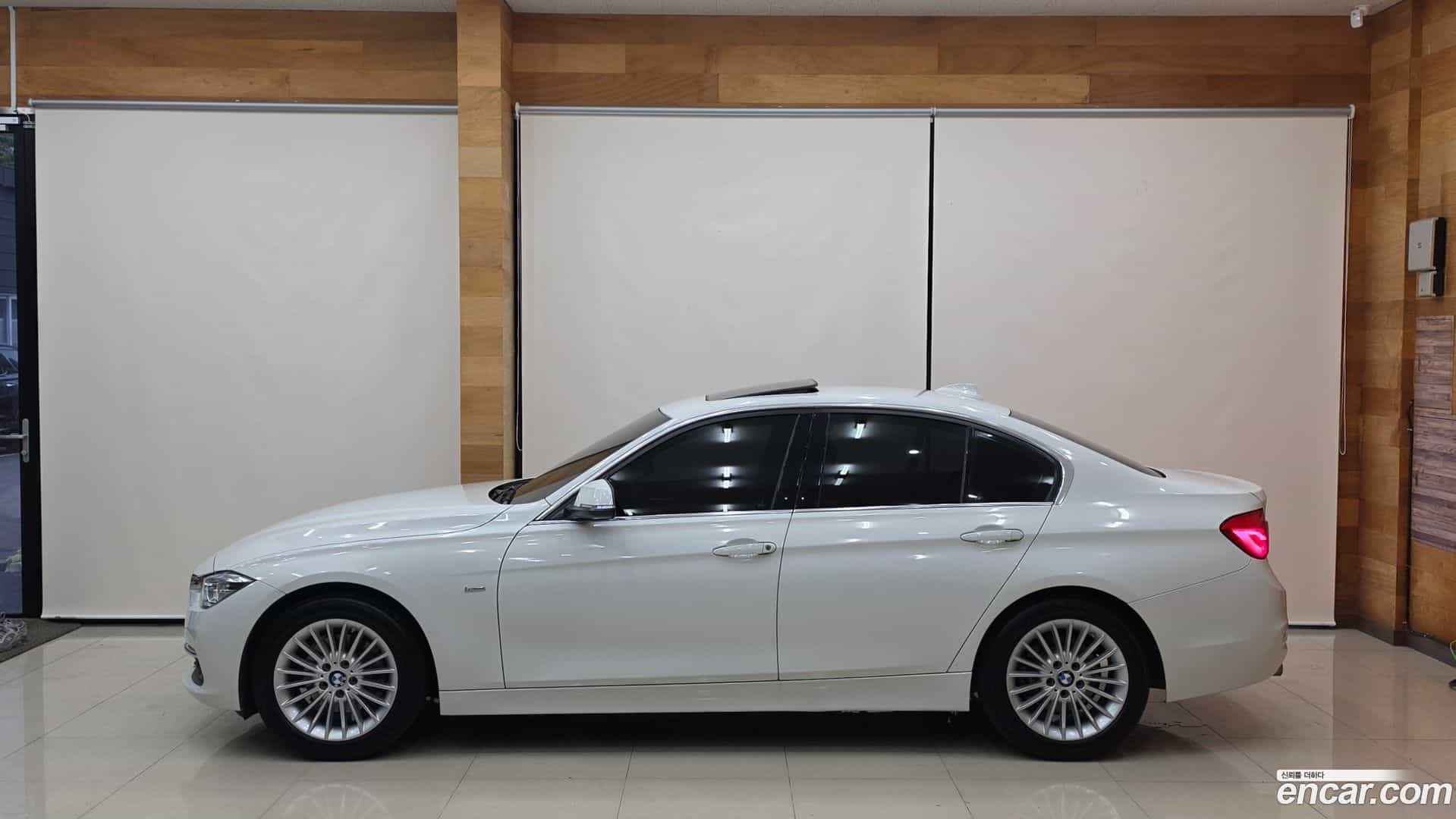 3-Series BMW 2017.6-OUTER-005