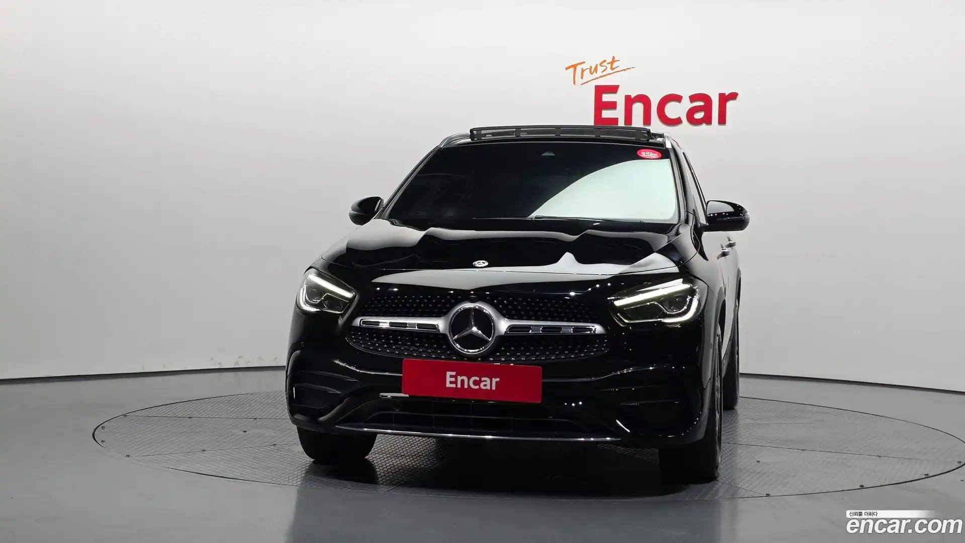 GLA-Class Mercedes-Benz 2020.8-OUTER-003