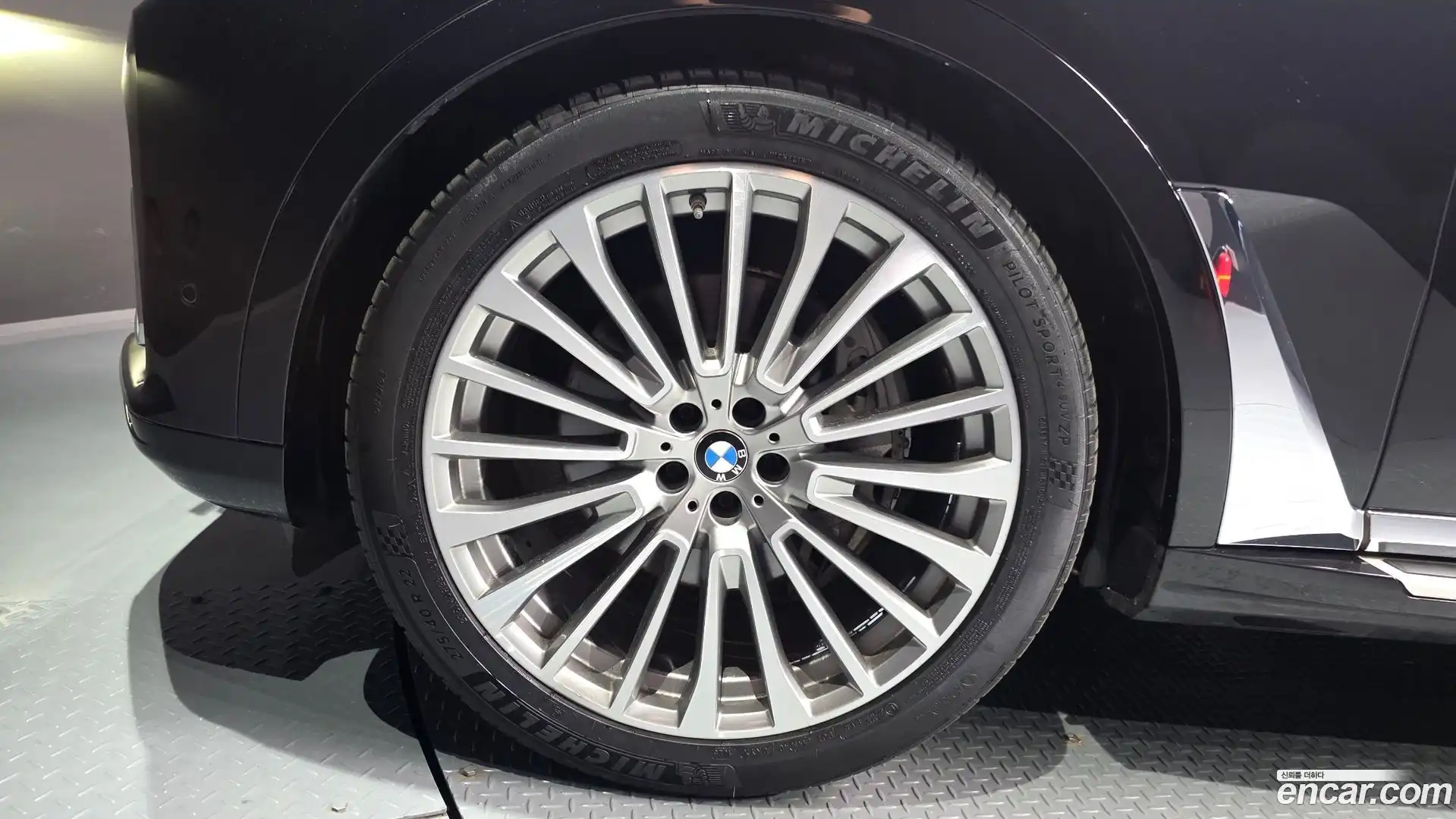 X7 BMW 2021.6-OUTER-005