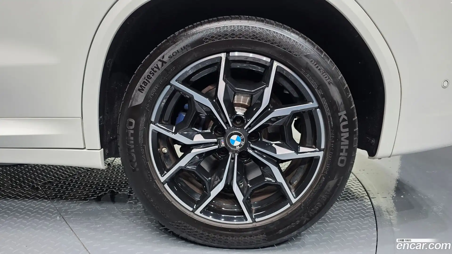 X3 BMW 2022.2-OUTER-031