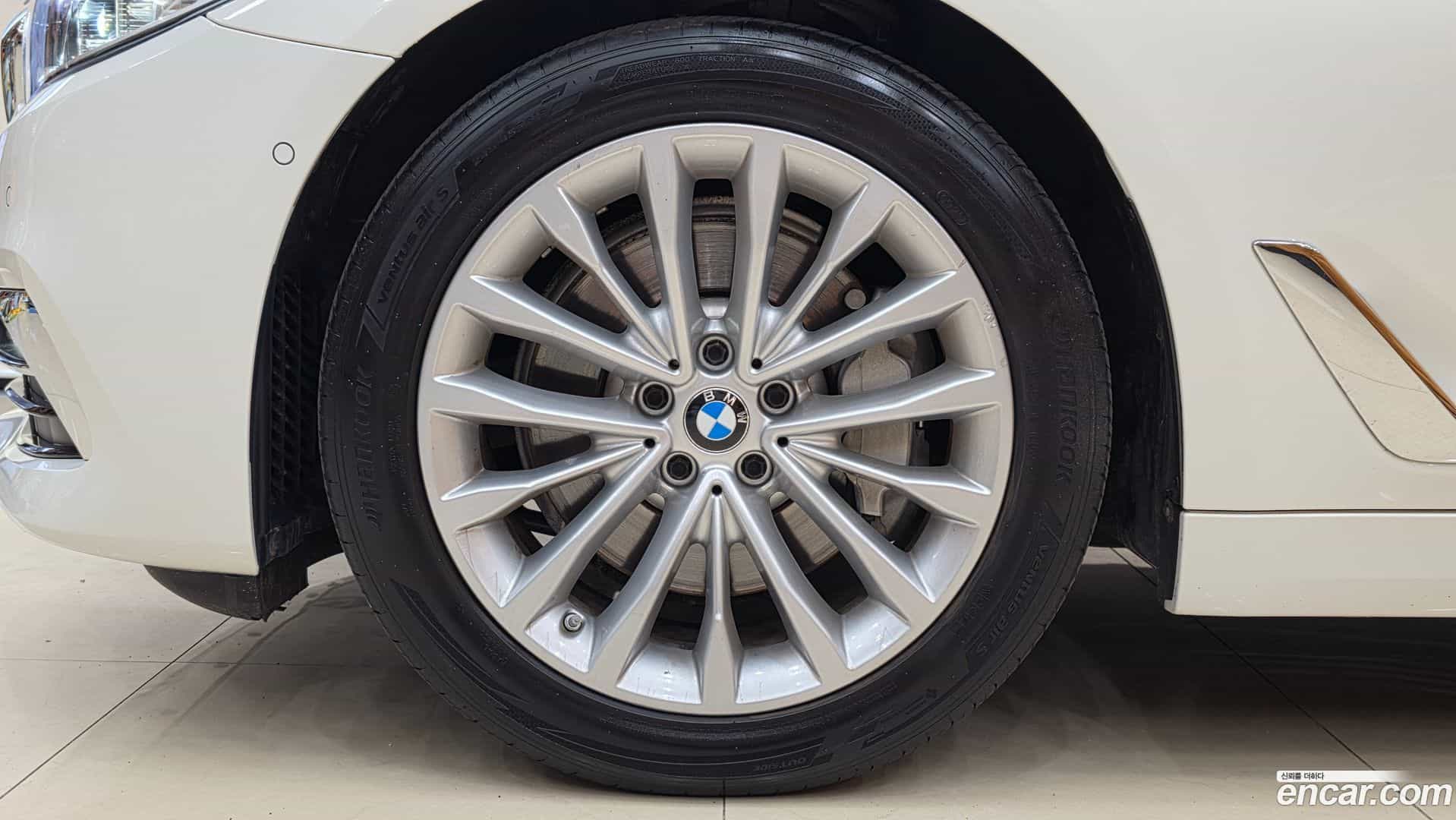 5-Series BMW 2019.6-OUTER-006