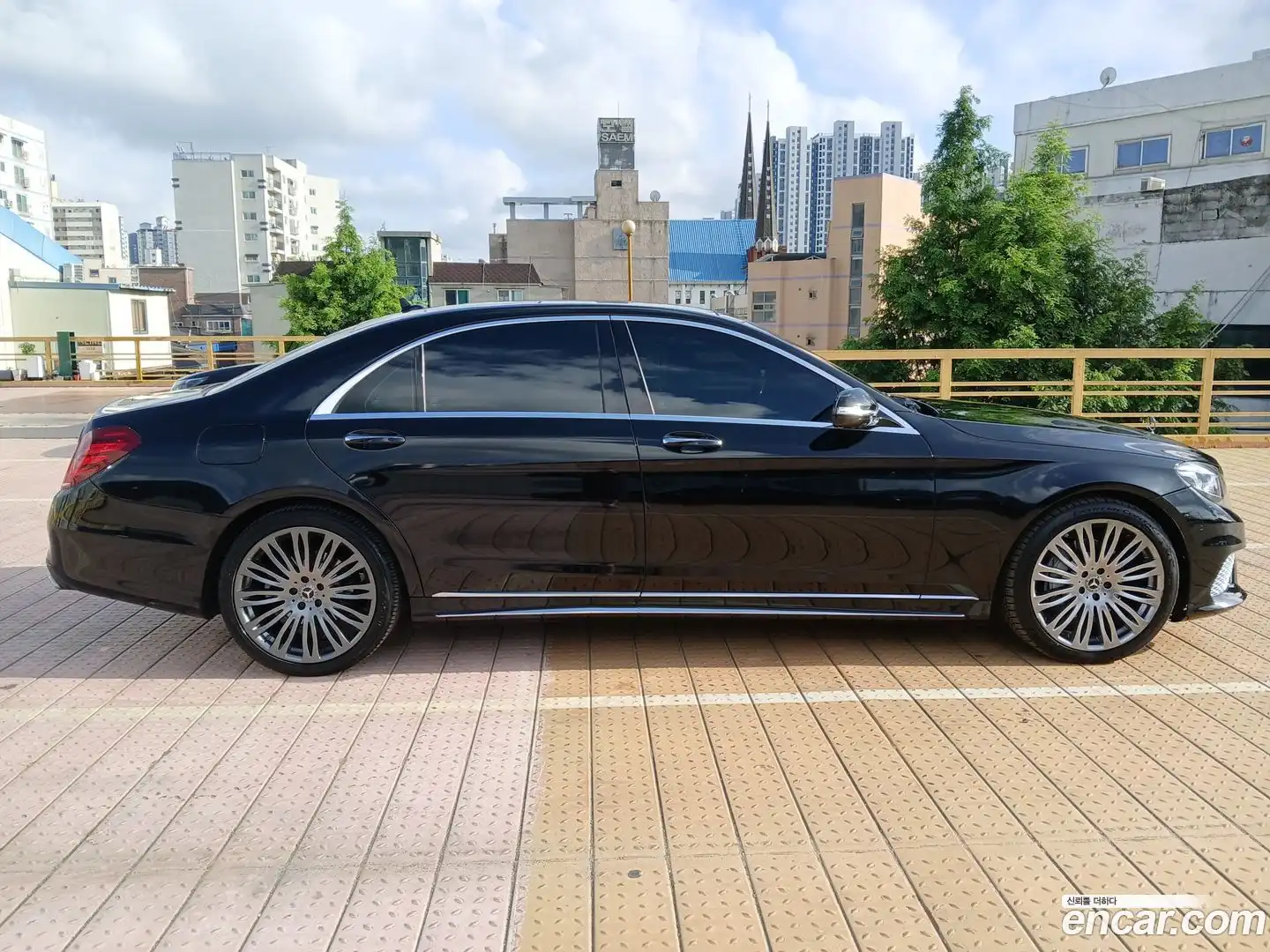 S-Class Mercedes-Benz 2017.4-OUTER-006