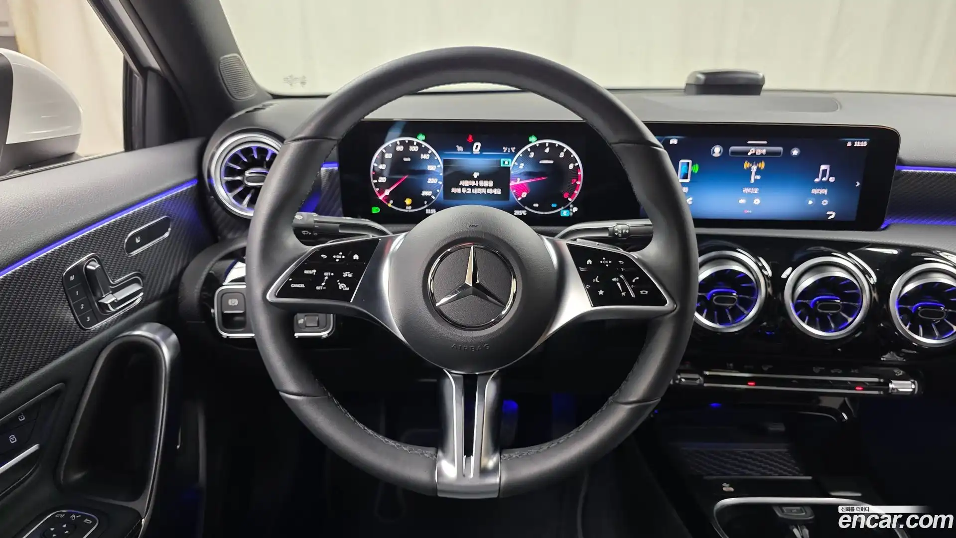 A-Class Mercedes-Benz 2025.6-OPTION-018