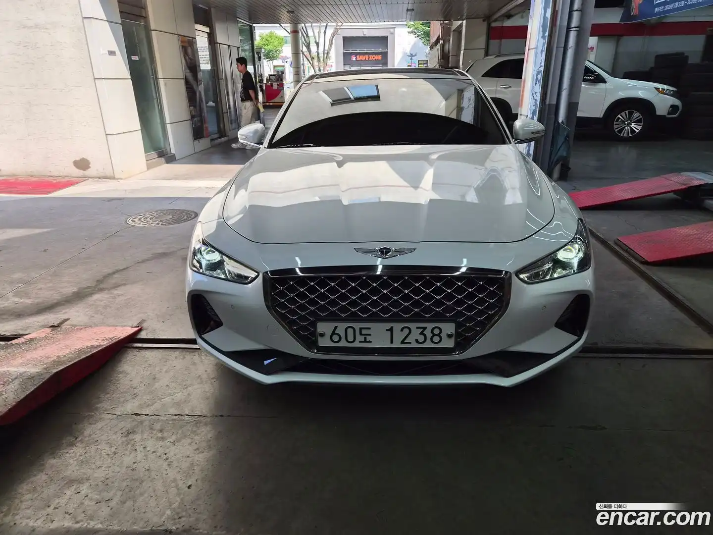 G70 Genesis 2019.7-OUTER-001