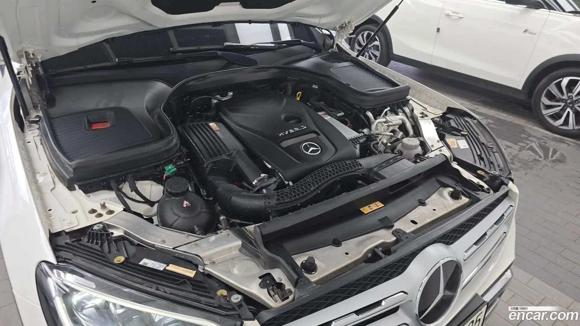 GLC-Class Mercedes-Benz 2021.5-OUTER-006