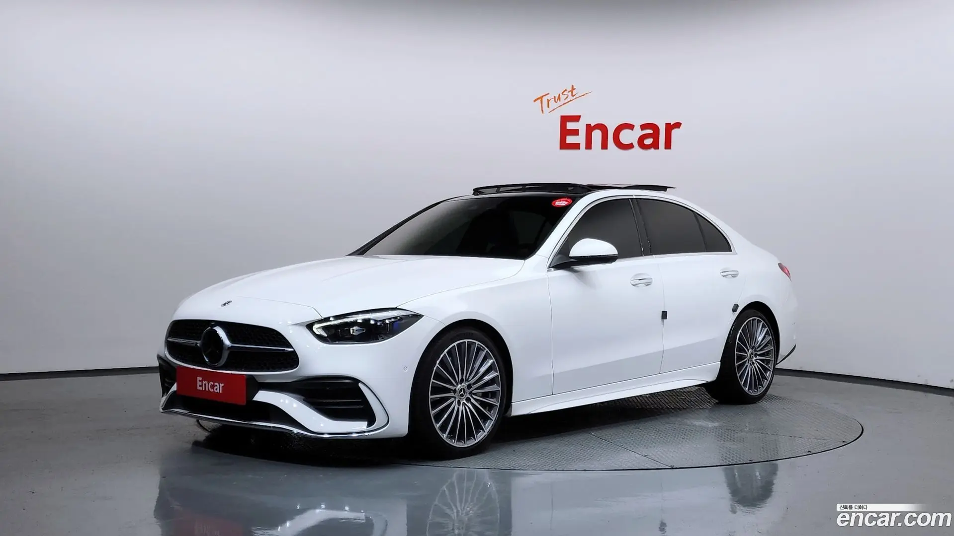Main__Slider__Photo:C-Class Mercedes-Benz 2023.1-0