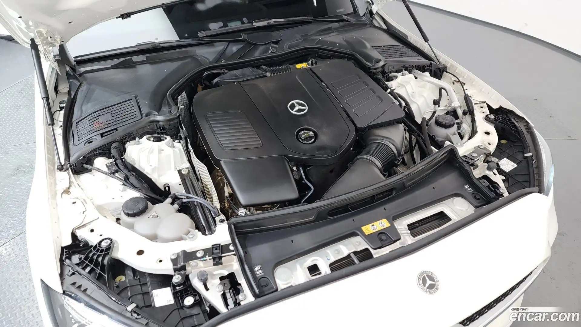 C-Class Mercedes-Benz 2023.1-OUTER-006