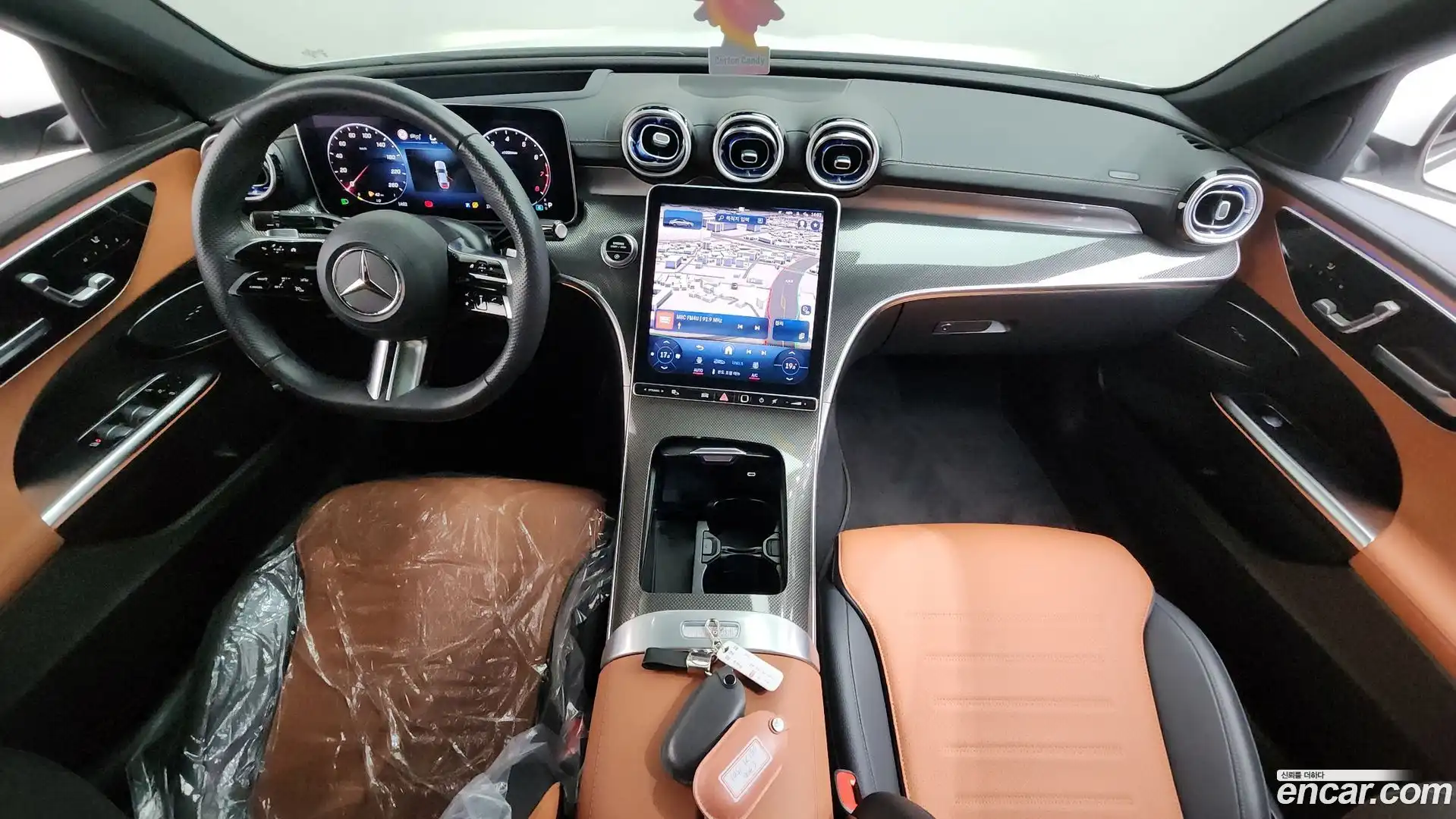 C-Class Mercedes-Benz 2023.1-INNER-007