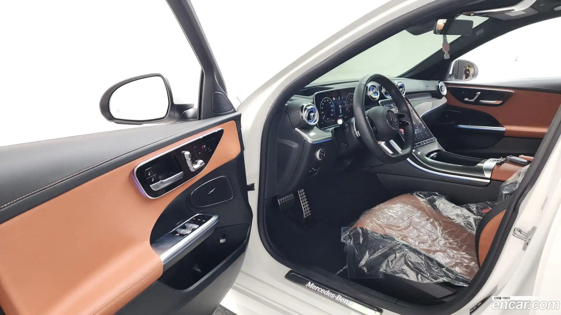 C-Class Mercedes-Benz 2023.1-INNER-010
