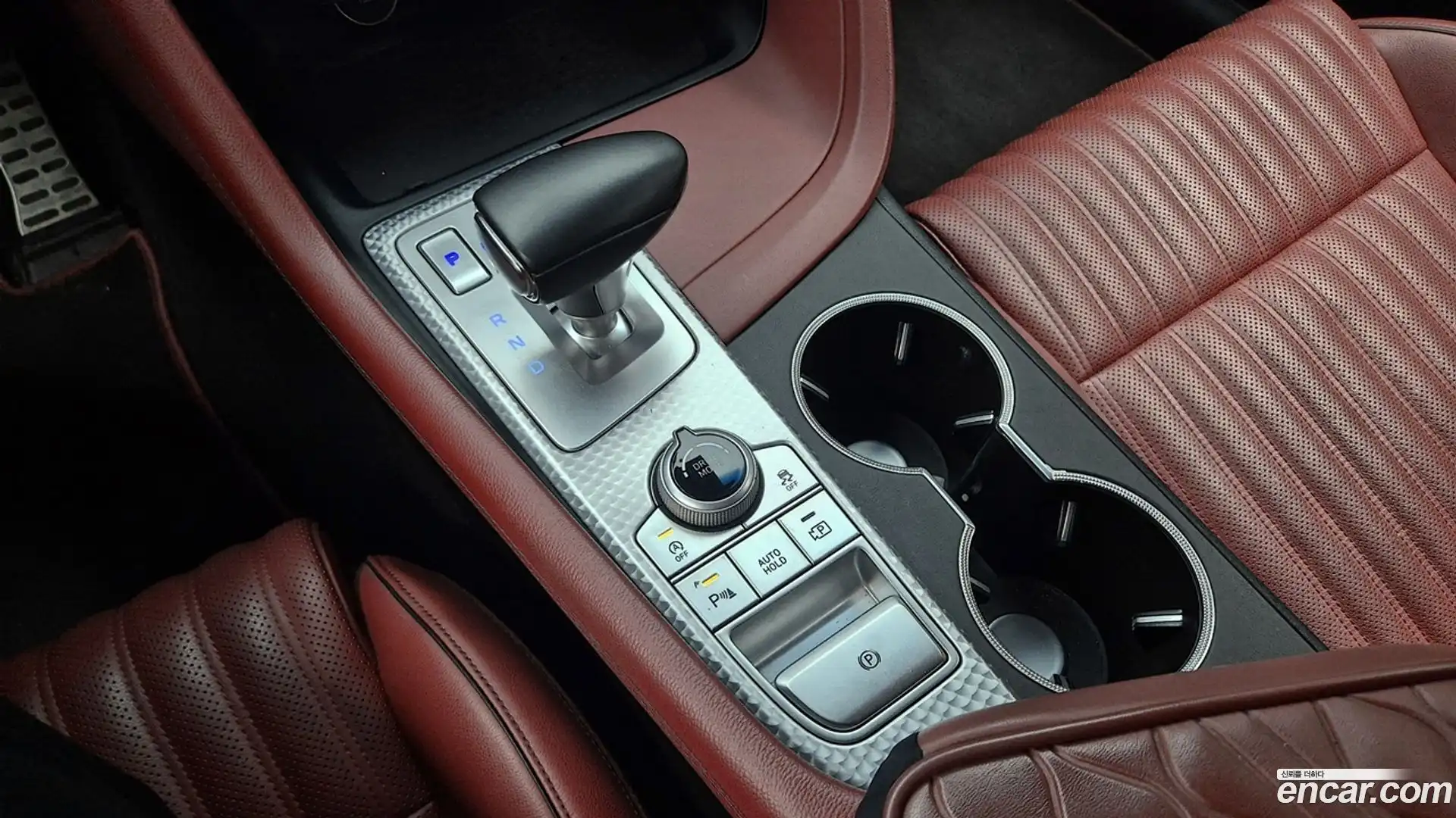 G70 Genesis 2021.11-INNER-010