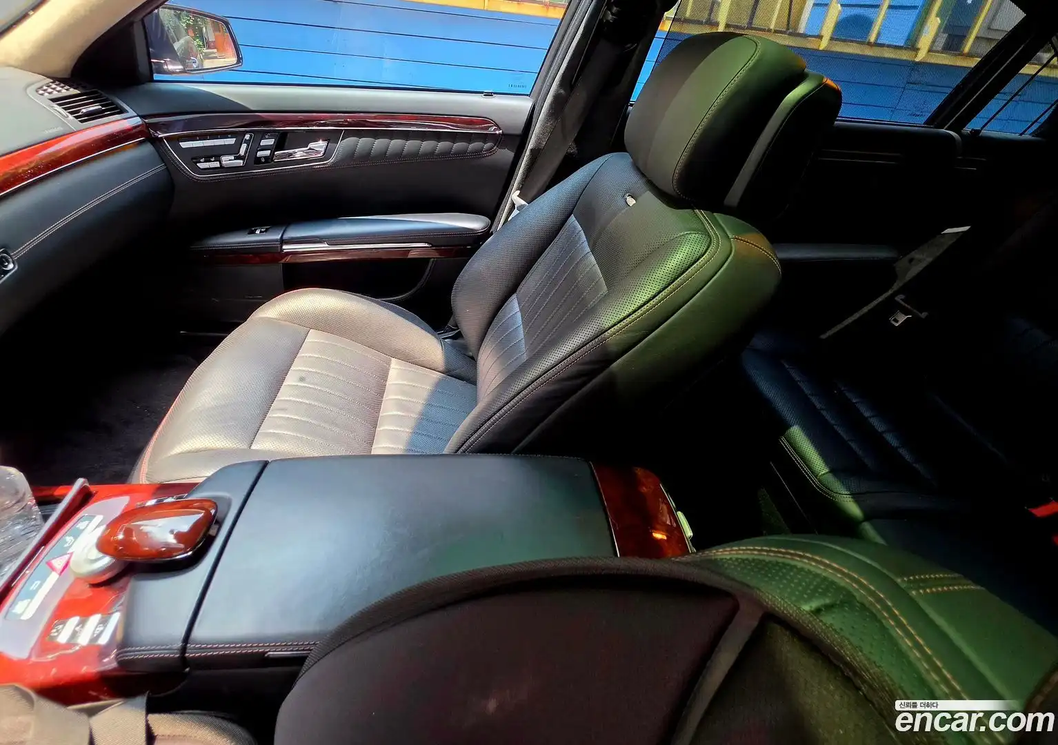 S-Class Mercedes-Benz 2011.0-OUTER-004