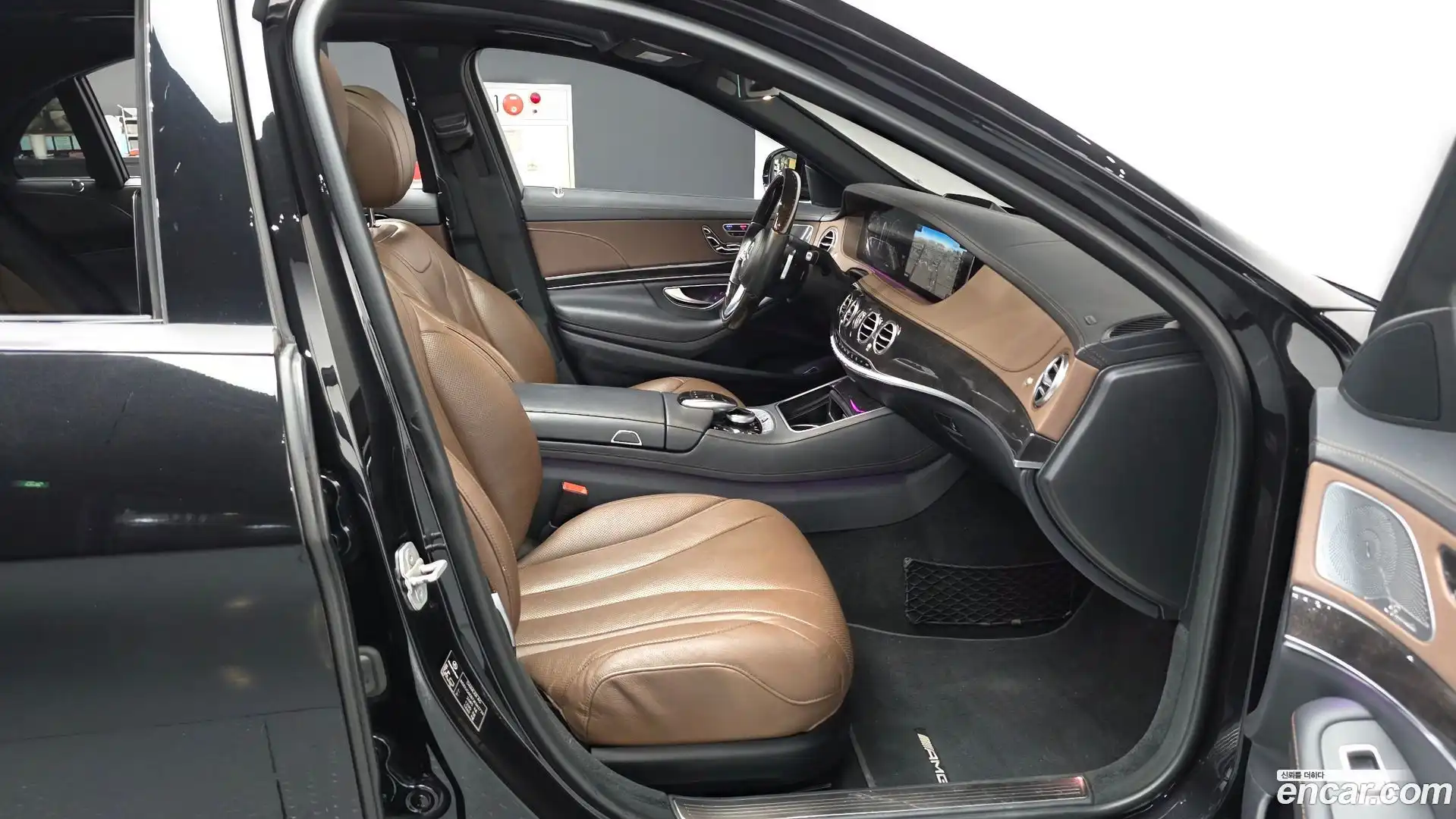 S-Class Mercedes-Benz 2017.10-OPTION-015