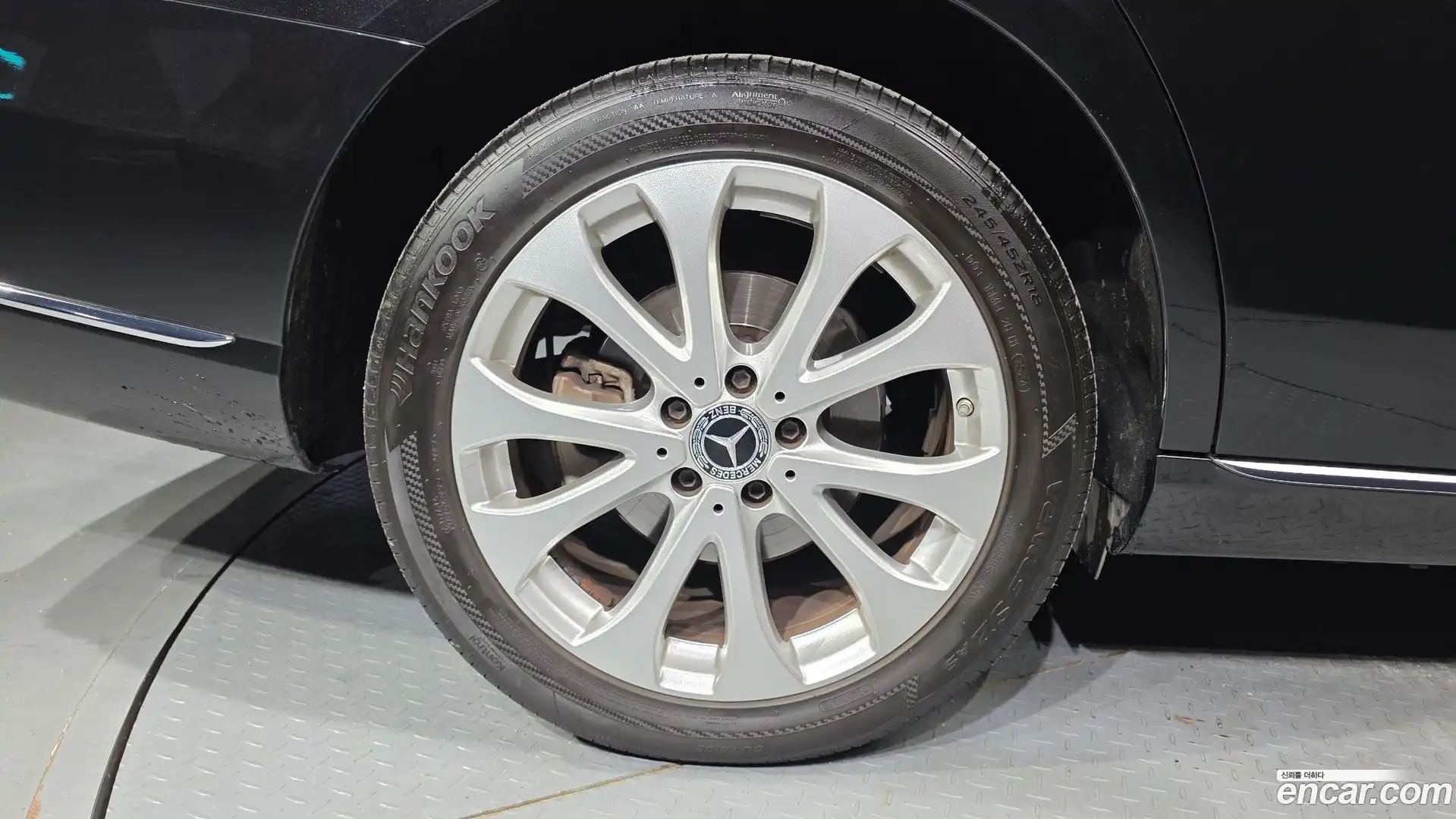 E-Class Mercedes-Benz 2019.6-OUTER-005