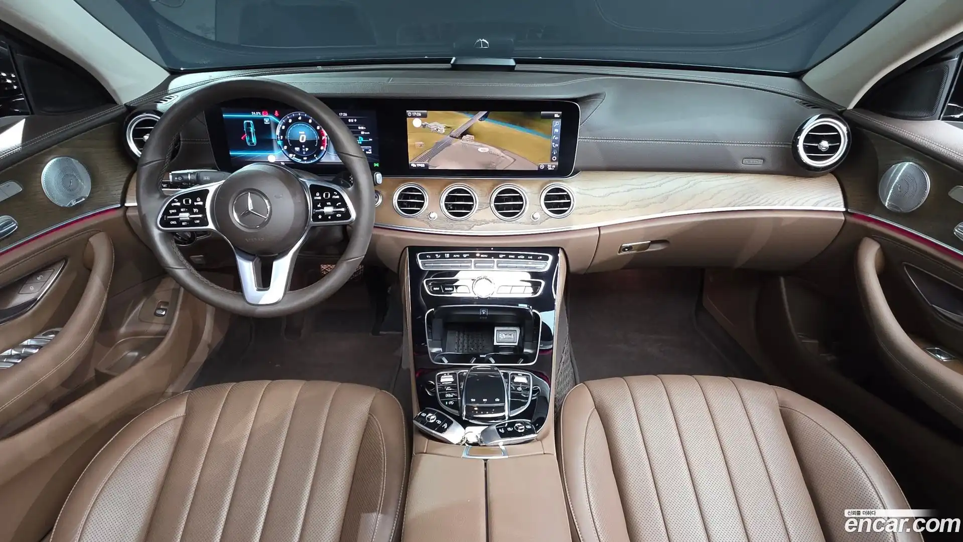 E-Class Mercedes-Benz 2019.6-INNER-007