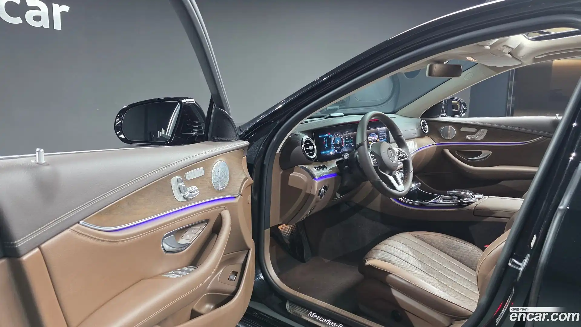 E-Class Mercedes-Benz 2019.6-INNER-010