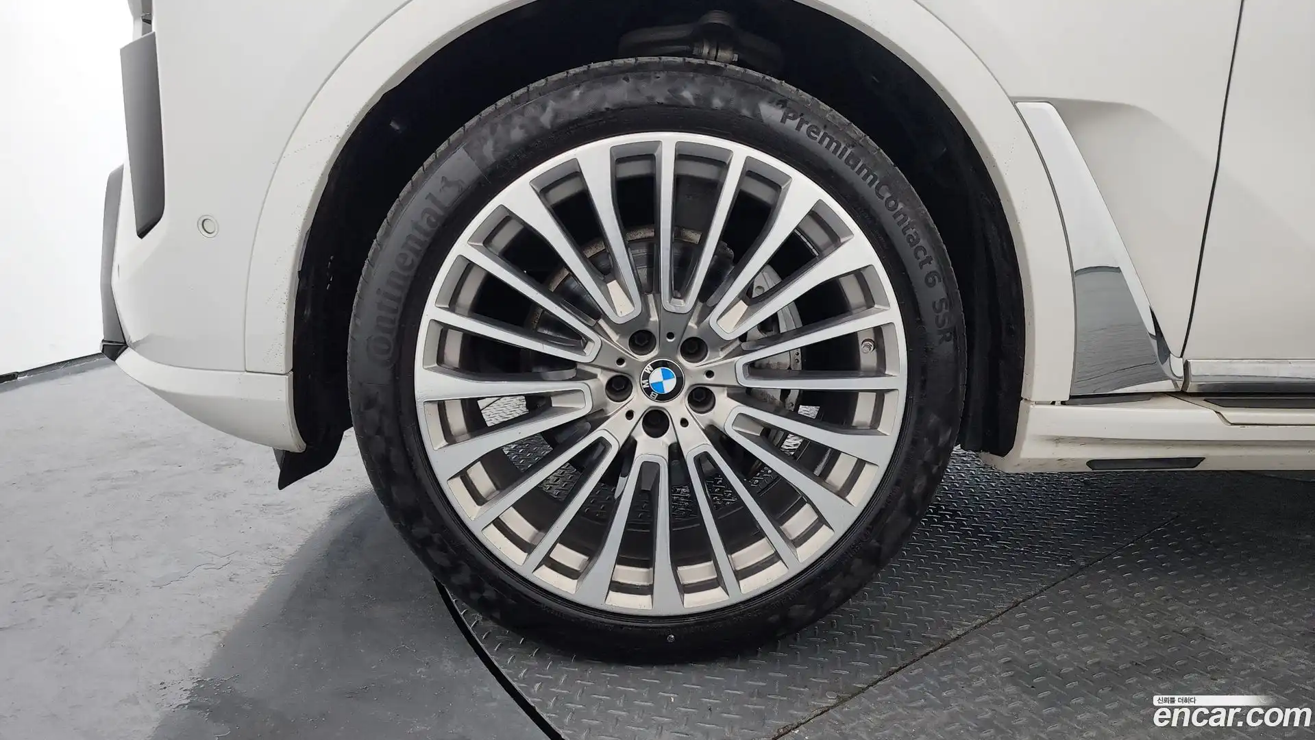 X7 BMW 2021.4-OUTER-005