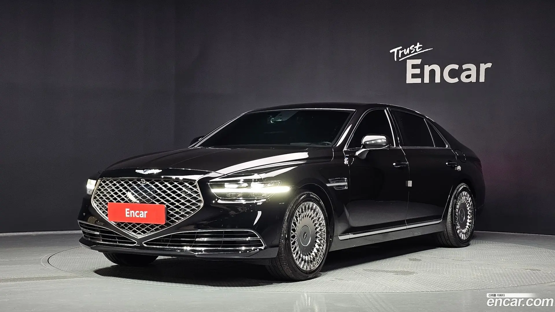 Main__Slider__Photo:G90 Genesis 2019.0-0