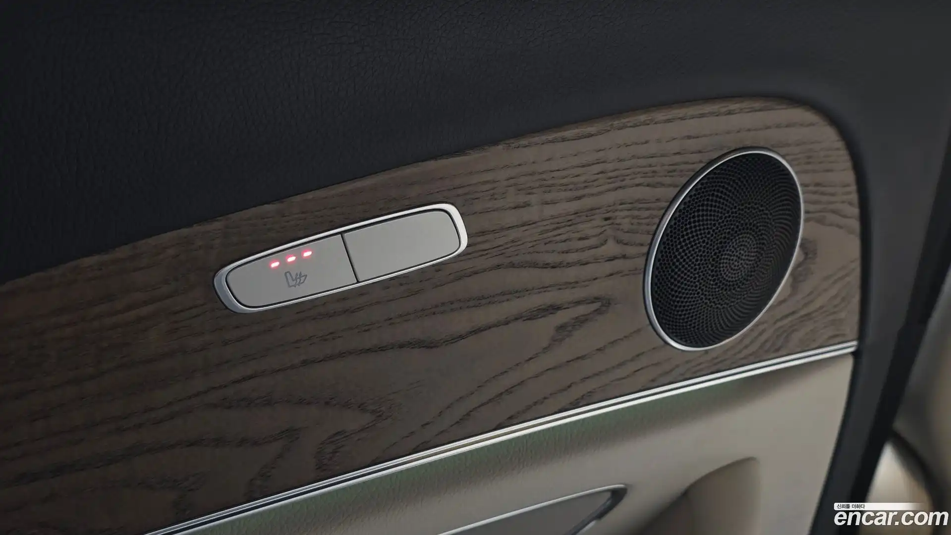 E-Class Mercedes-Benz 2021.7-OPTION-040