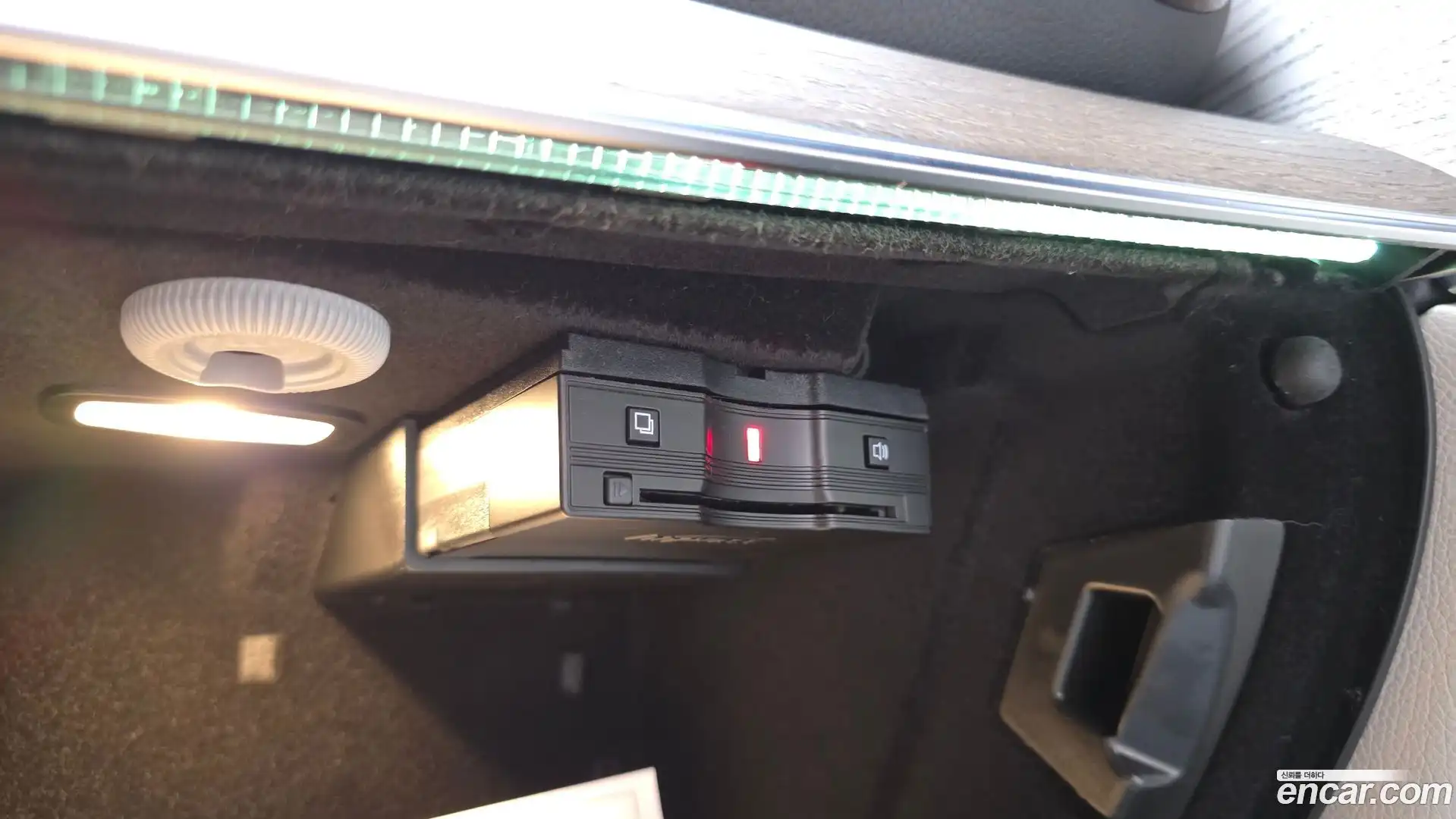 E-Class Mercedes-Benz 2021.7-OPTION-042