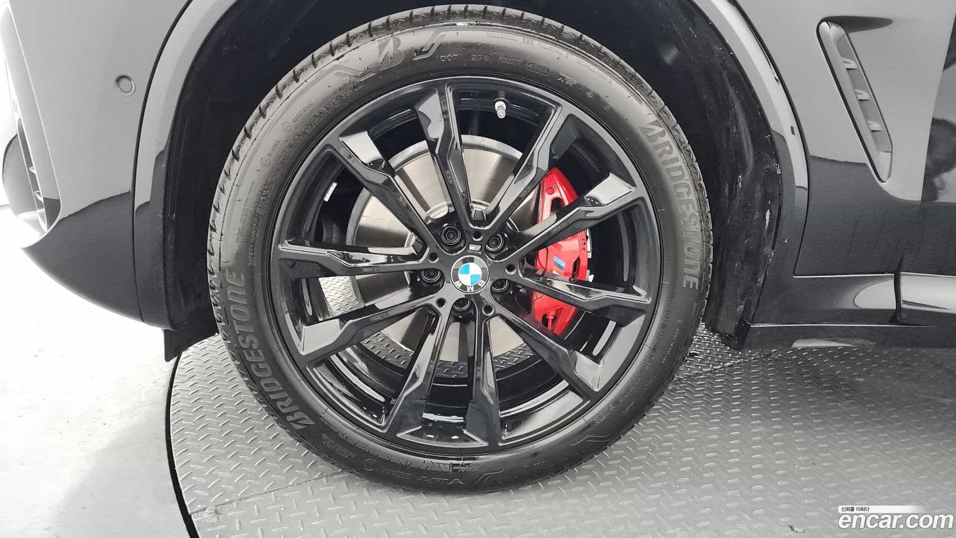 X4 BMW 2025.7-OUTER-005