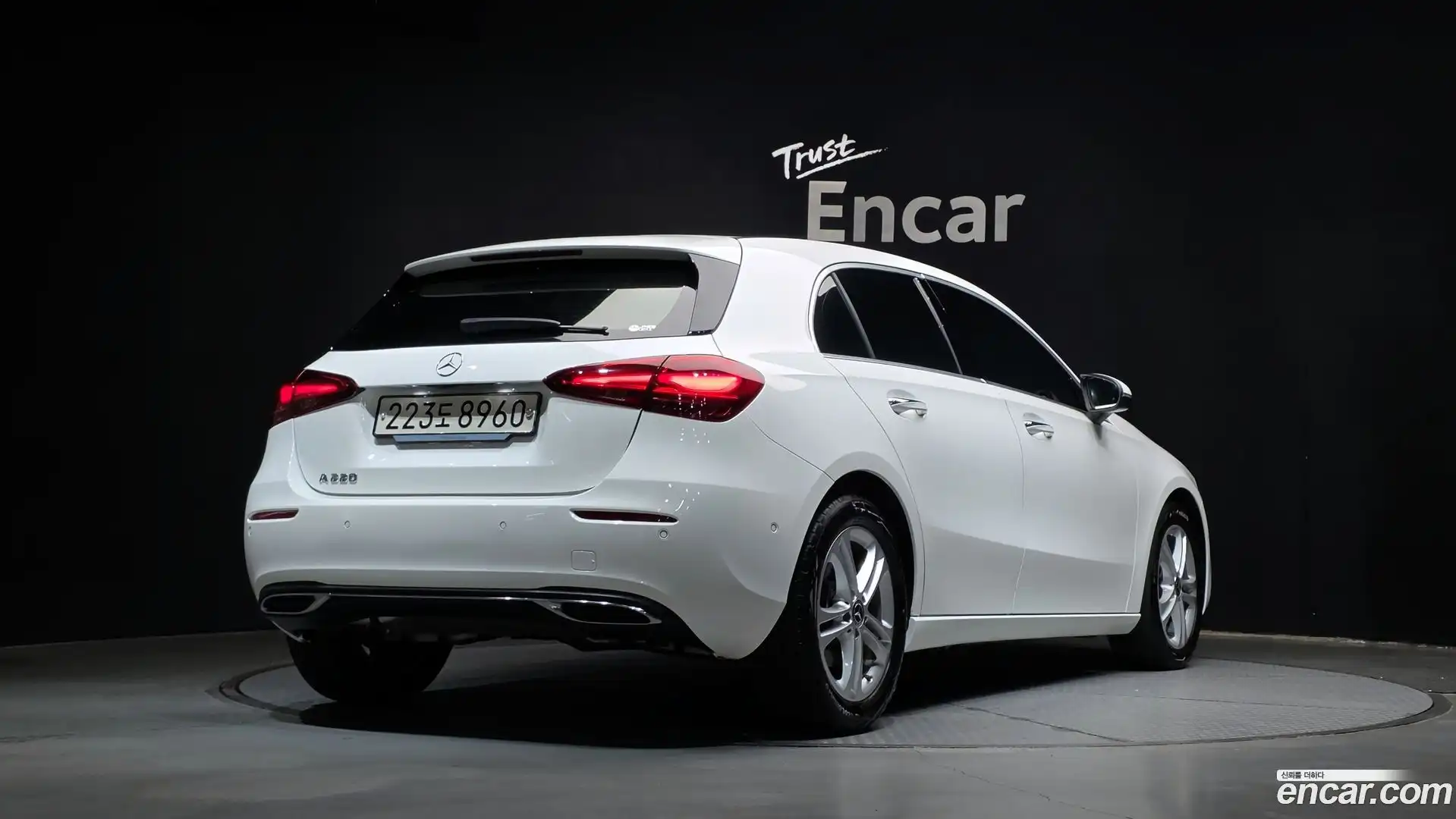 A-Class Mercedes-Benz 2023.11-OUTER-002