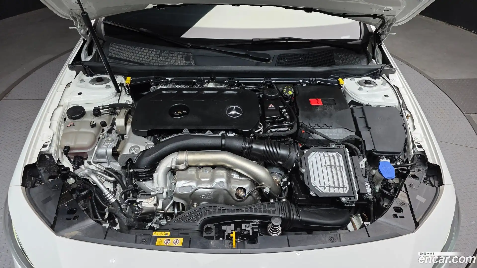 A-Class Mercedes-Benz 2023.11-OUTER-006